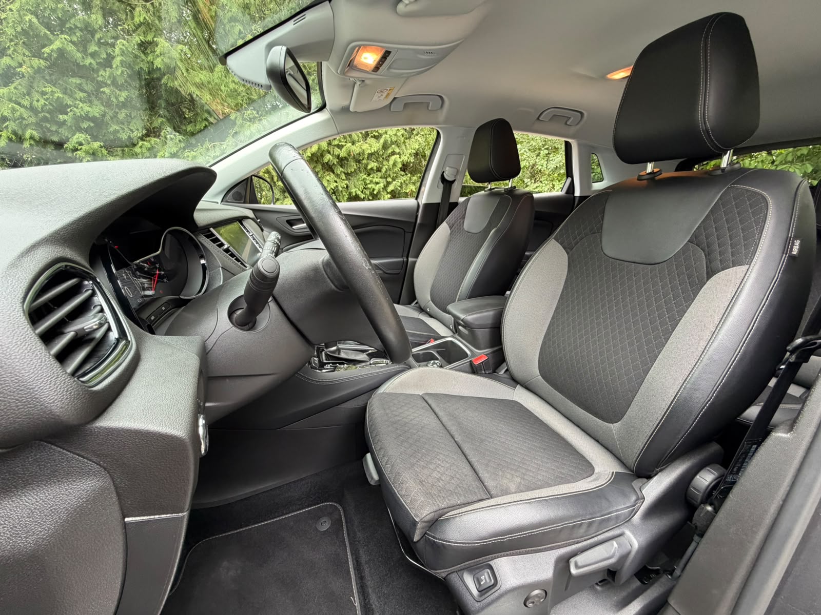 OPEL Grandland X 1.2i TP Excellence Automatik-image-10