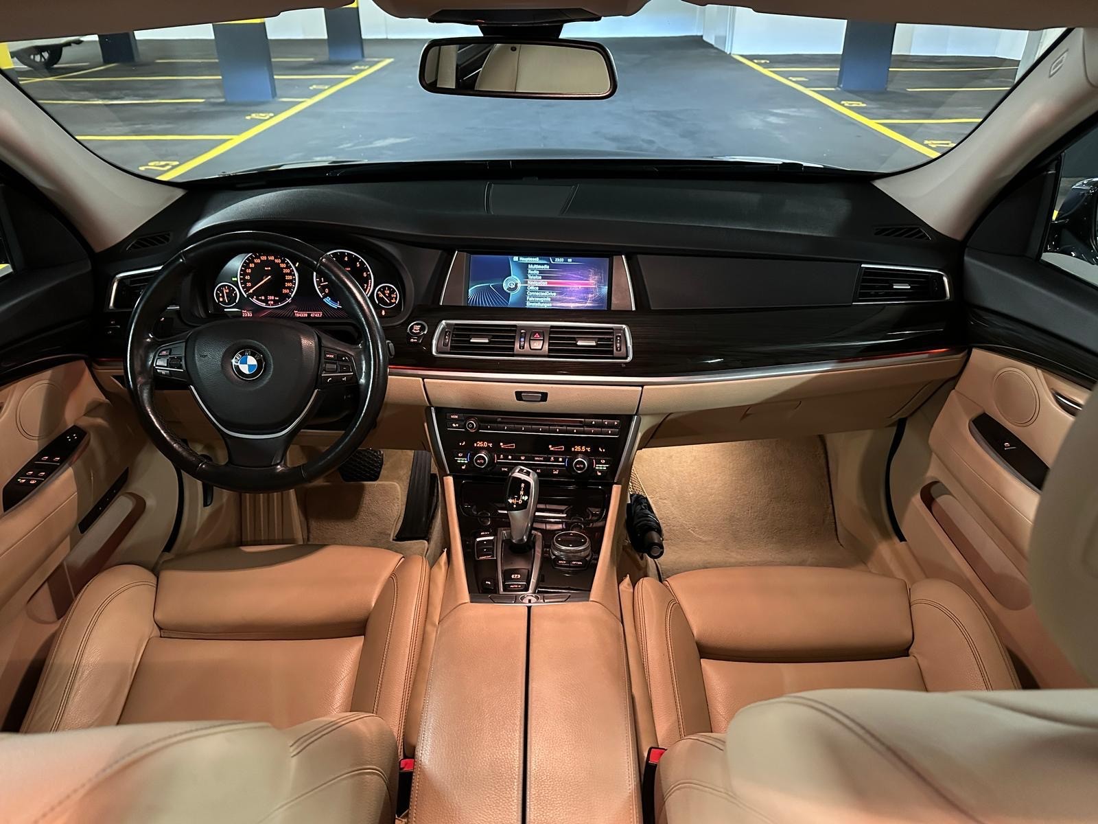 BMW 535i GT Luxury Line Steptronic-image-7