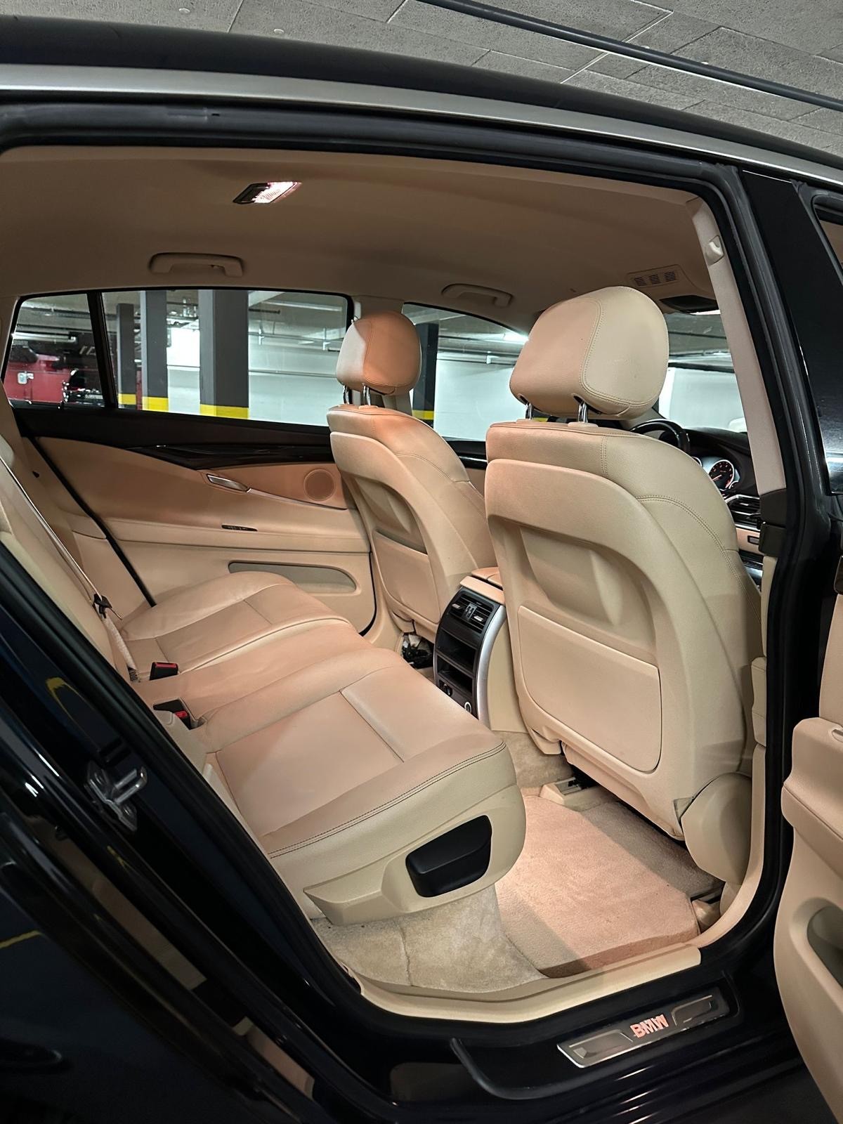 BMW 535i GT Luxury Line Steptronic-image-13