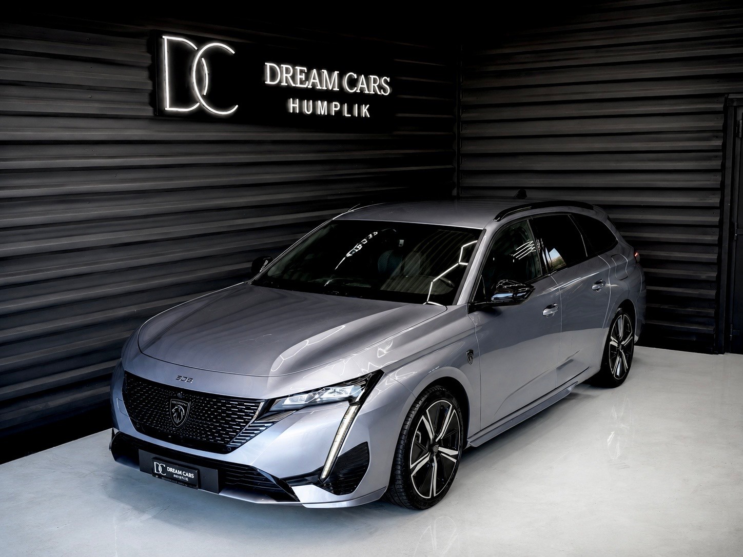 PEUGEOT 308 SW 1.6 PHEV 180 GT-image-0