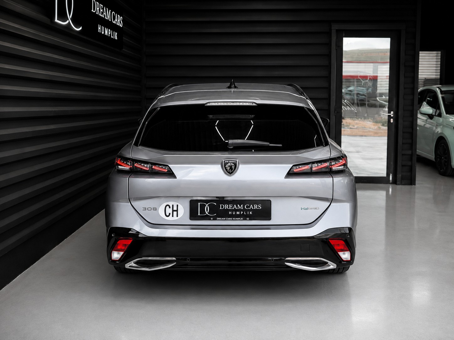 PEUGEOT 308 SW 1.6 PHEV 180 GT-image-7