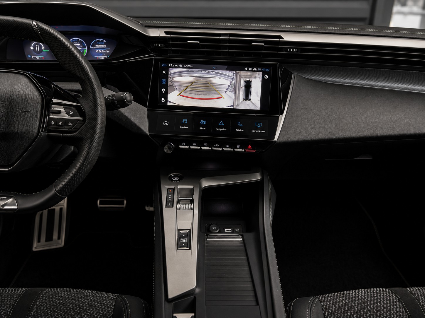 PEUGEOT 308 SW 1.6 PHEV 180 GT-image-13