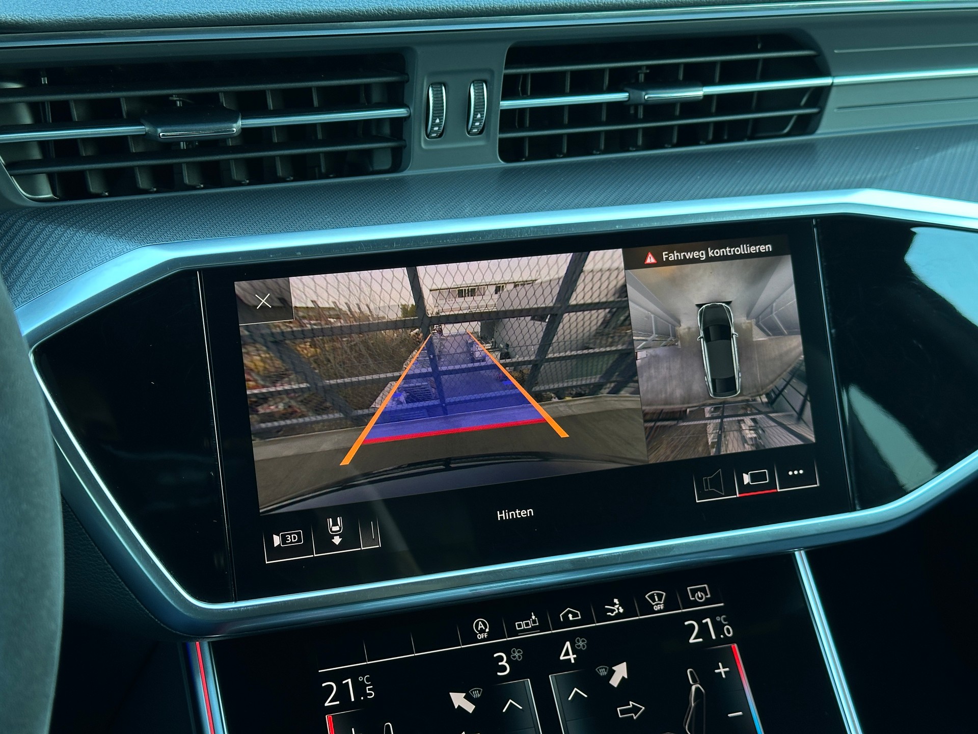 AUDI RS7 Sportback MHEV-image-18
