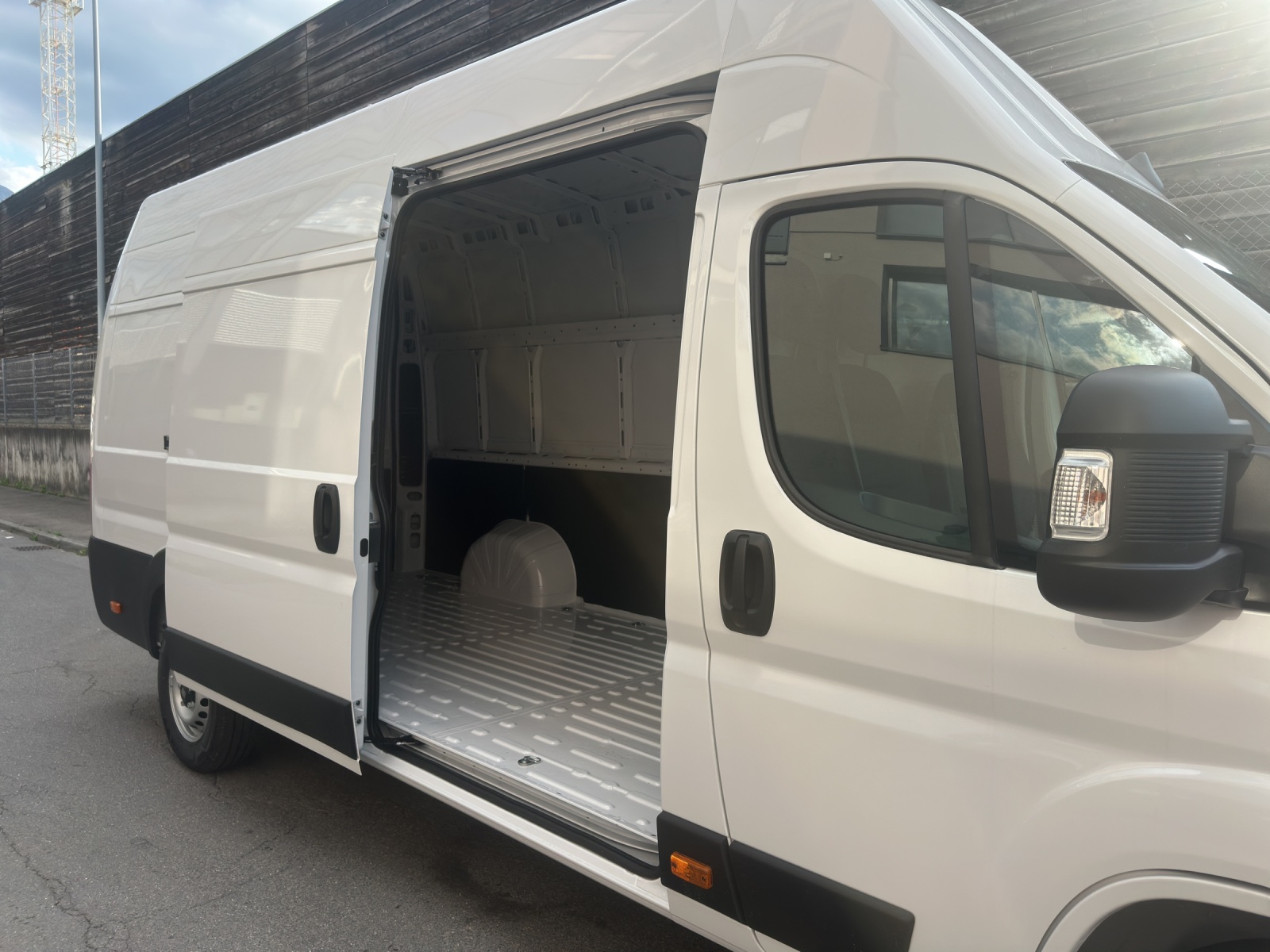 FIAT Ducato Maxi 35 L4H3 17m3-image-14