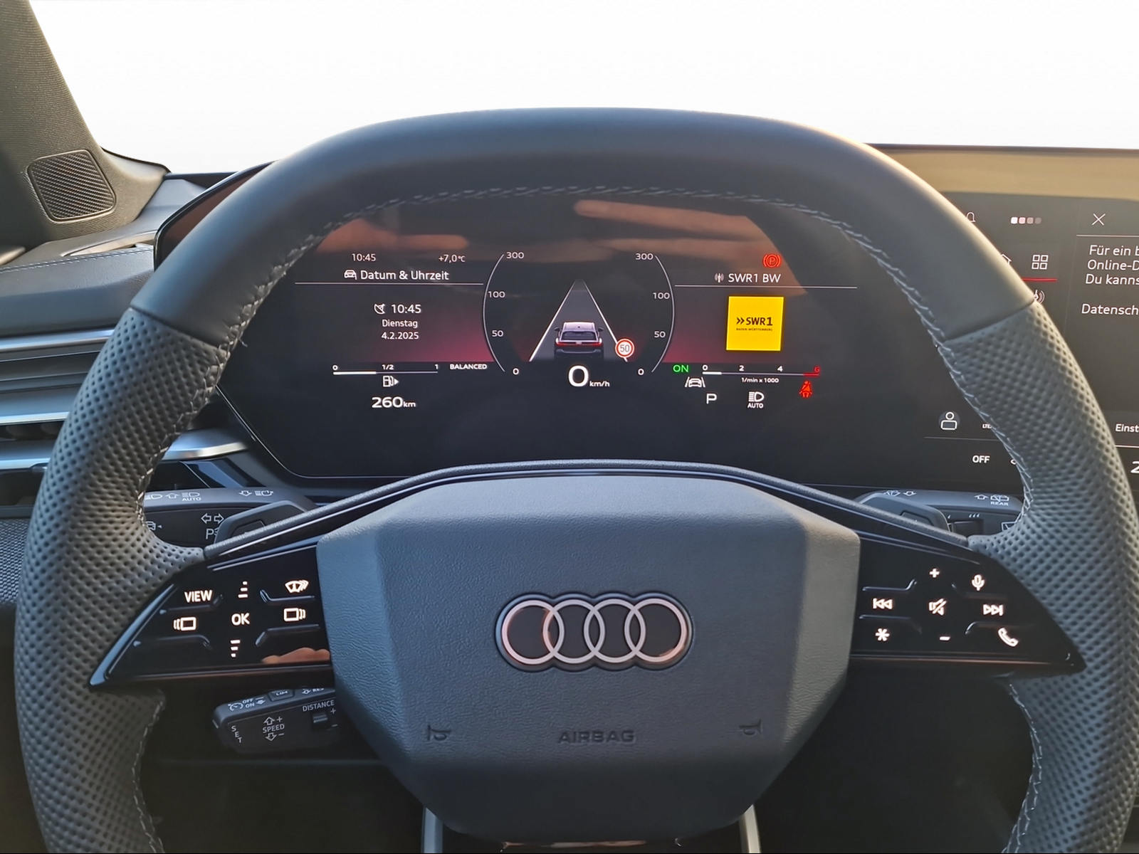AUDI A5 Avant TDI quattro 150 kW Attraction S tronic-image-4