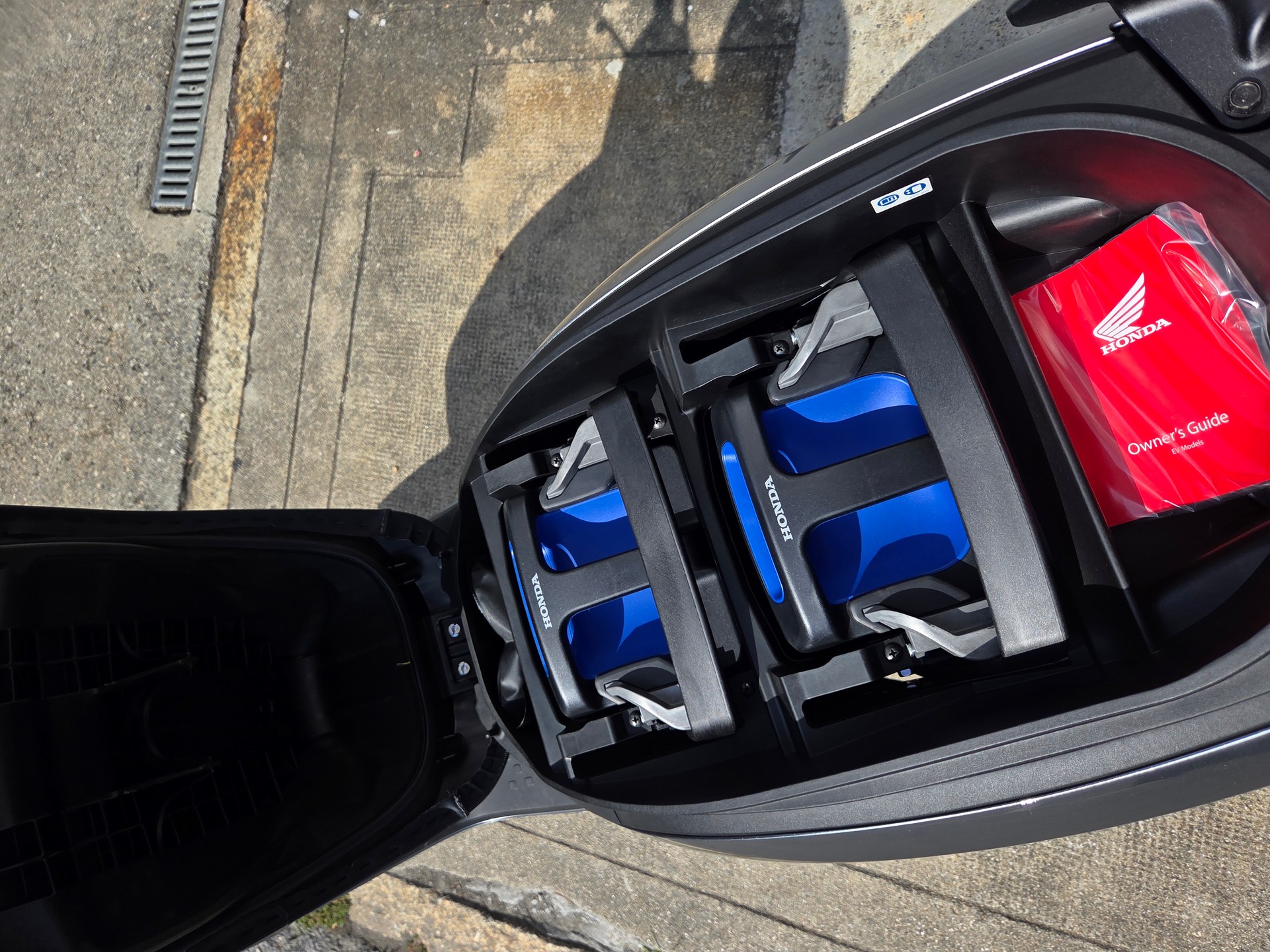 HONDA CUV e-image-8