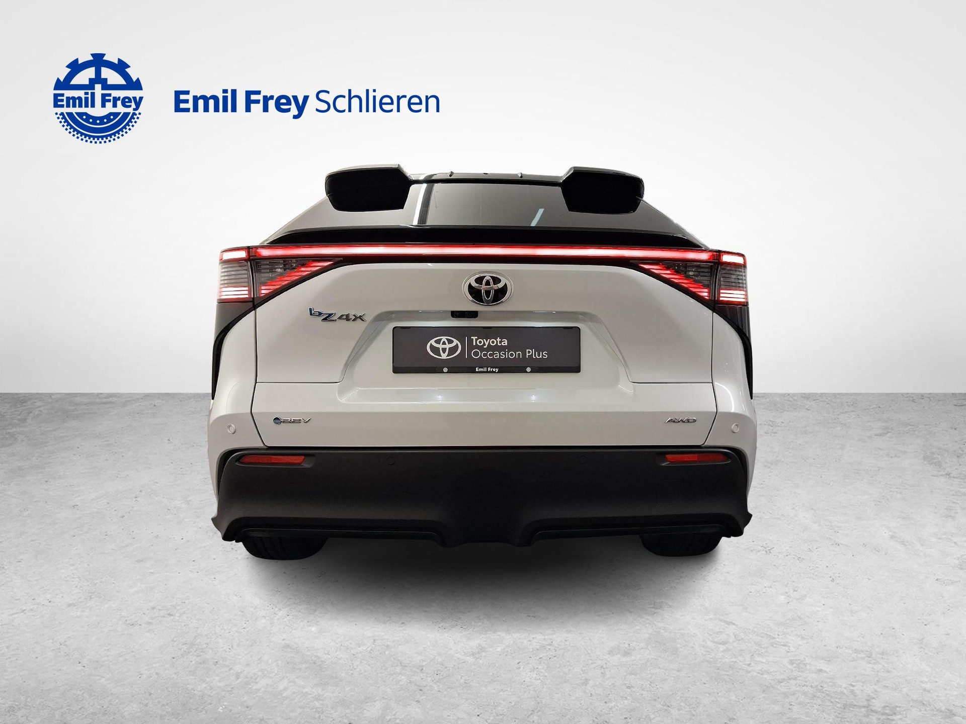 TOYOTA bZ4X Premium AWD-showroom-element-3