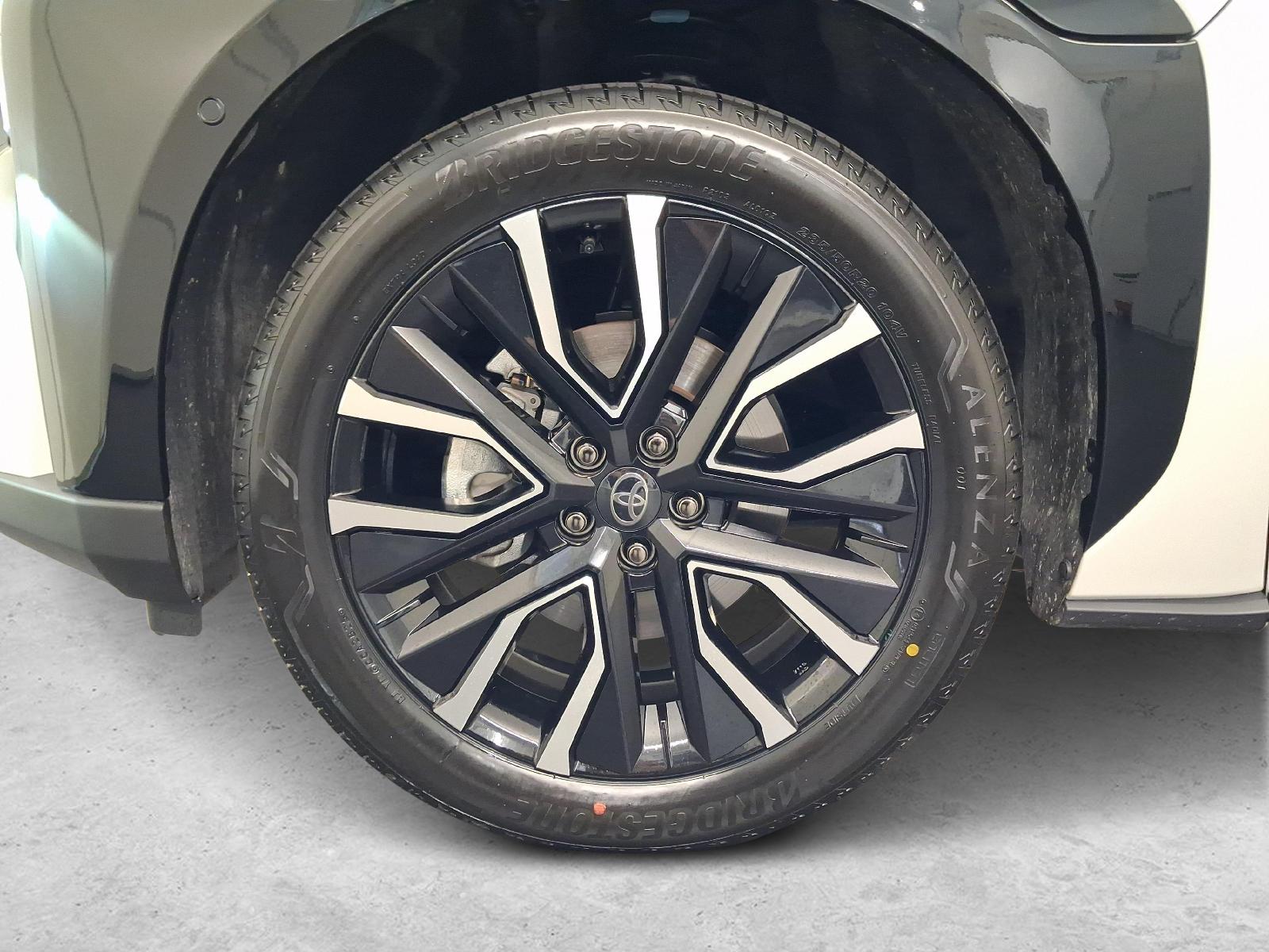 TOYOTA bZ4X Premium AWD-image-15