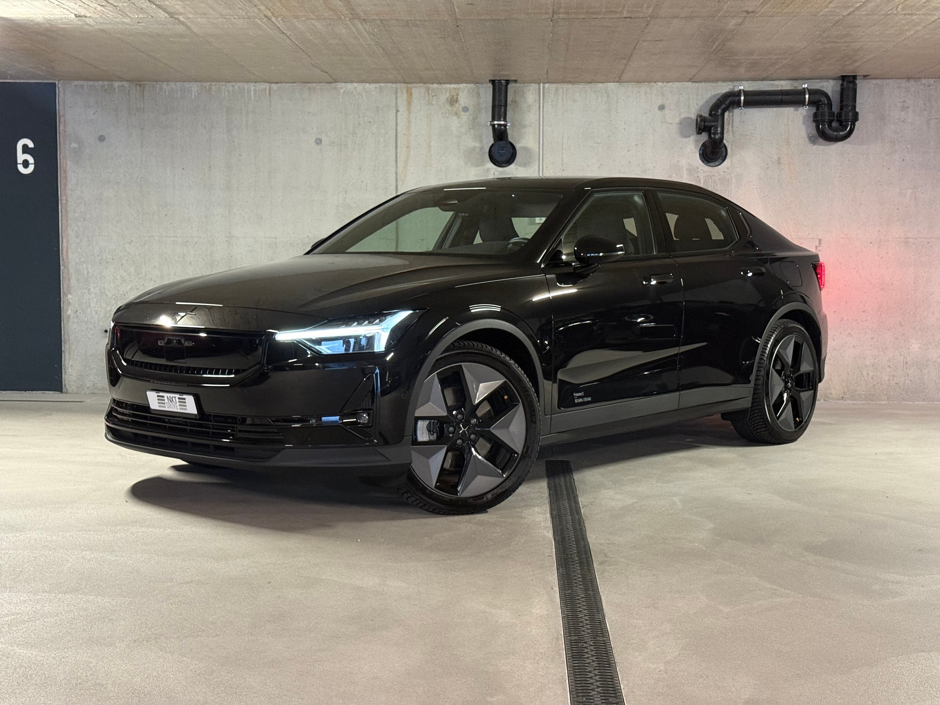 POLESTAR Polestar 2 Long Range Dual Plus Pack 82 kWh MY24-image-2