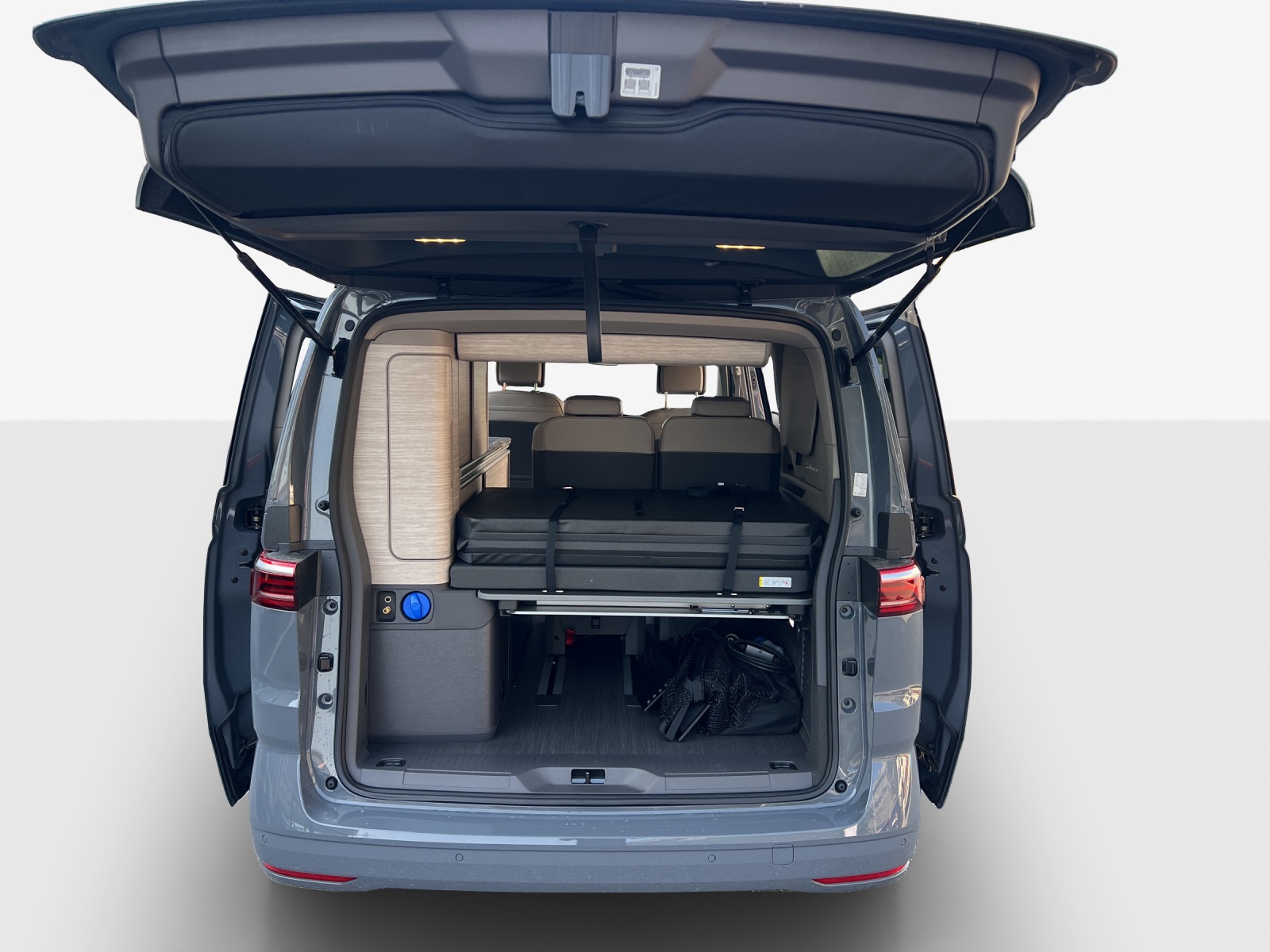 VW California Ocean Liberty 177PS eHyb DSG 4Motion-image-12