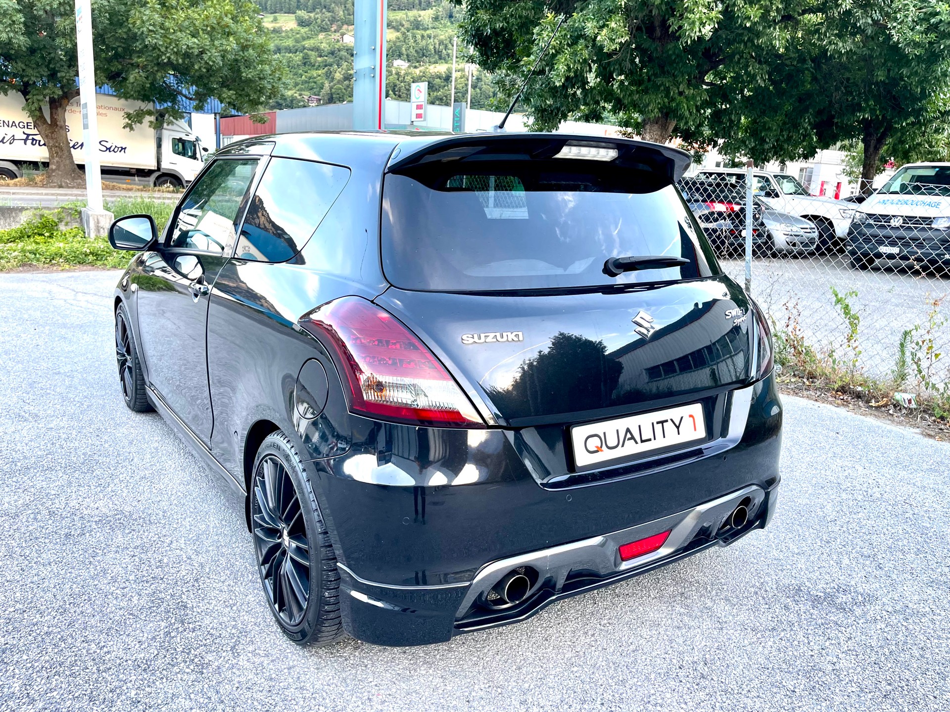 SUZUKI Swift 1.6i 16V Sport-image-15