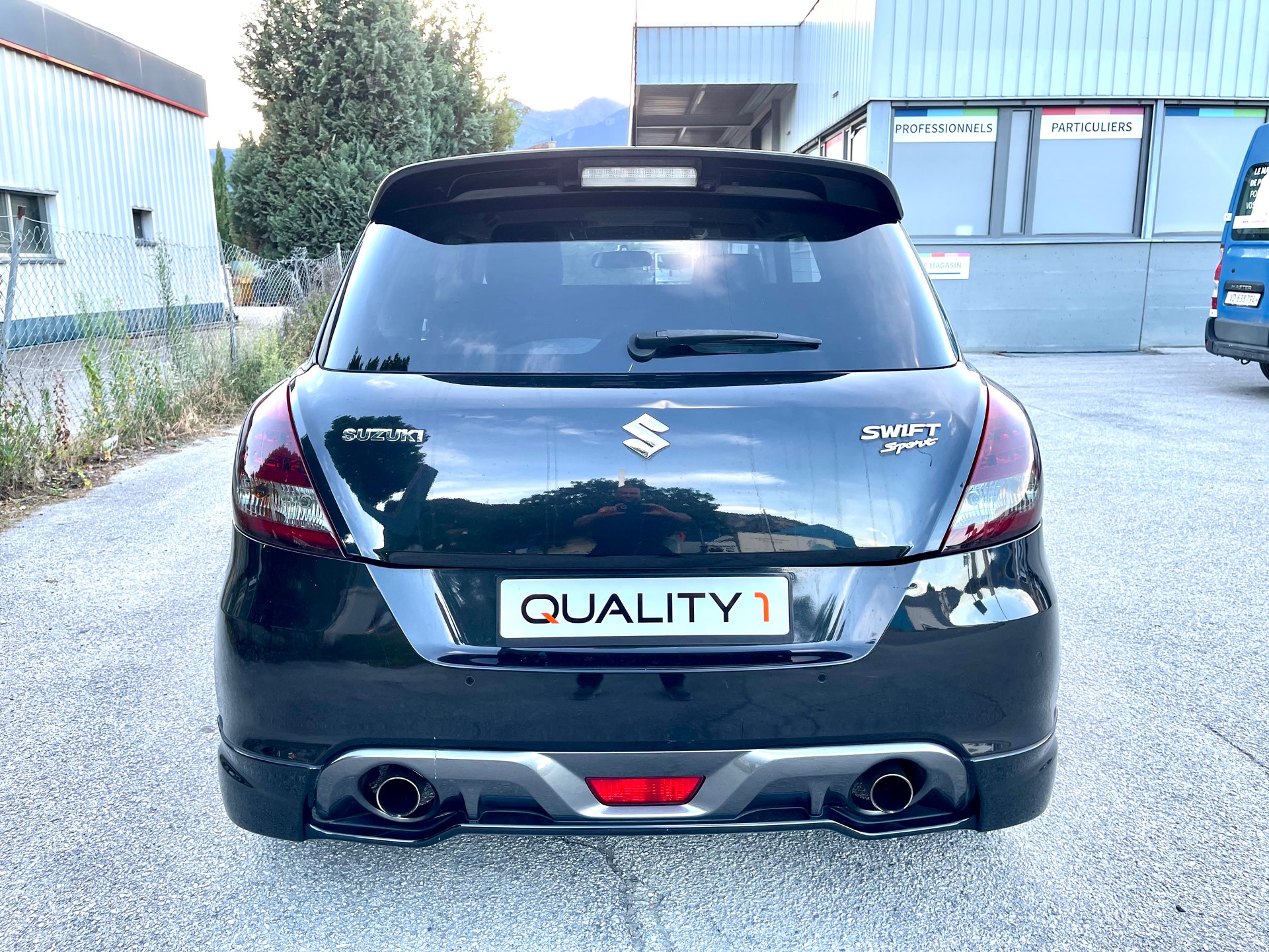 SUZUKI Swift 1.6i 16V Sport-image-19