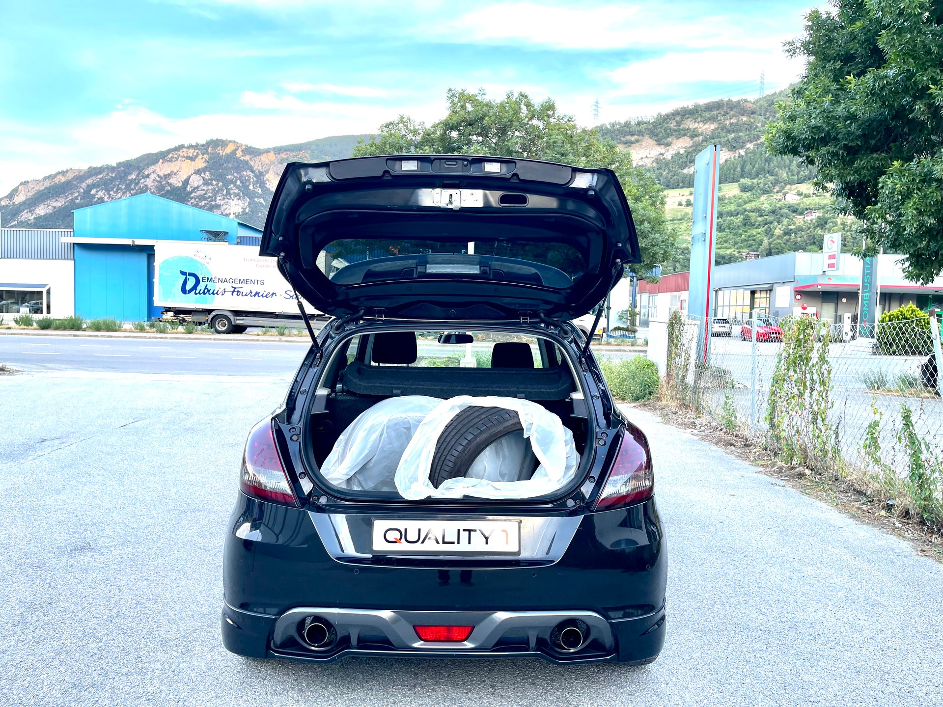 SUZUKI Swift 1.6i 16V Sport-showroom-element-1