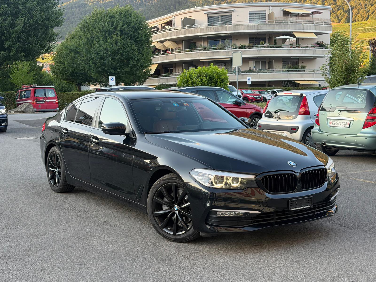 BMW 520d Luxury Line Steptronic-image-3