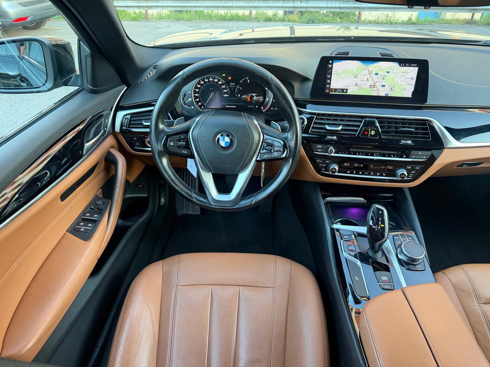 BMW 520d Luxury Line Steptronic-image-5