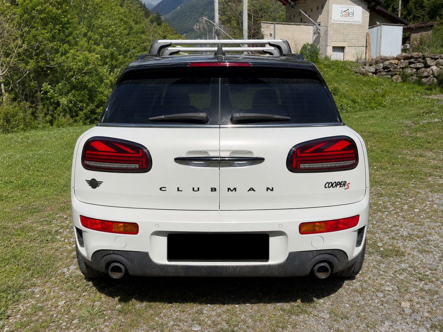 MINI Cooper S All4-image-4