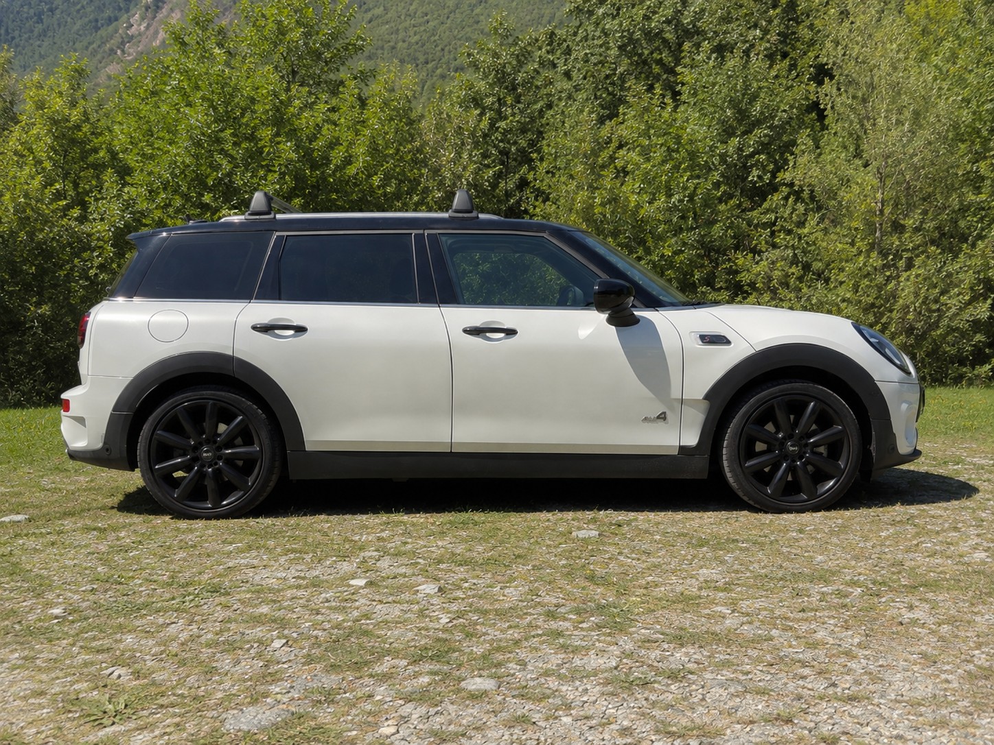 MINI Cooper S All4-image-3