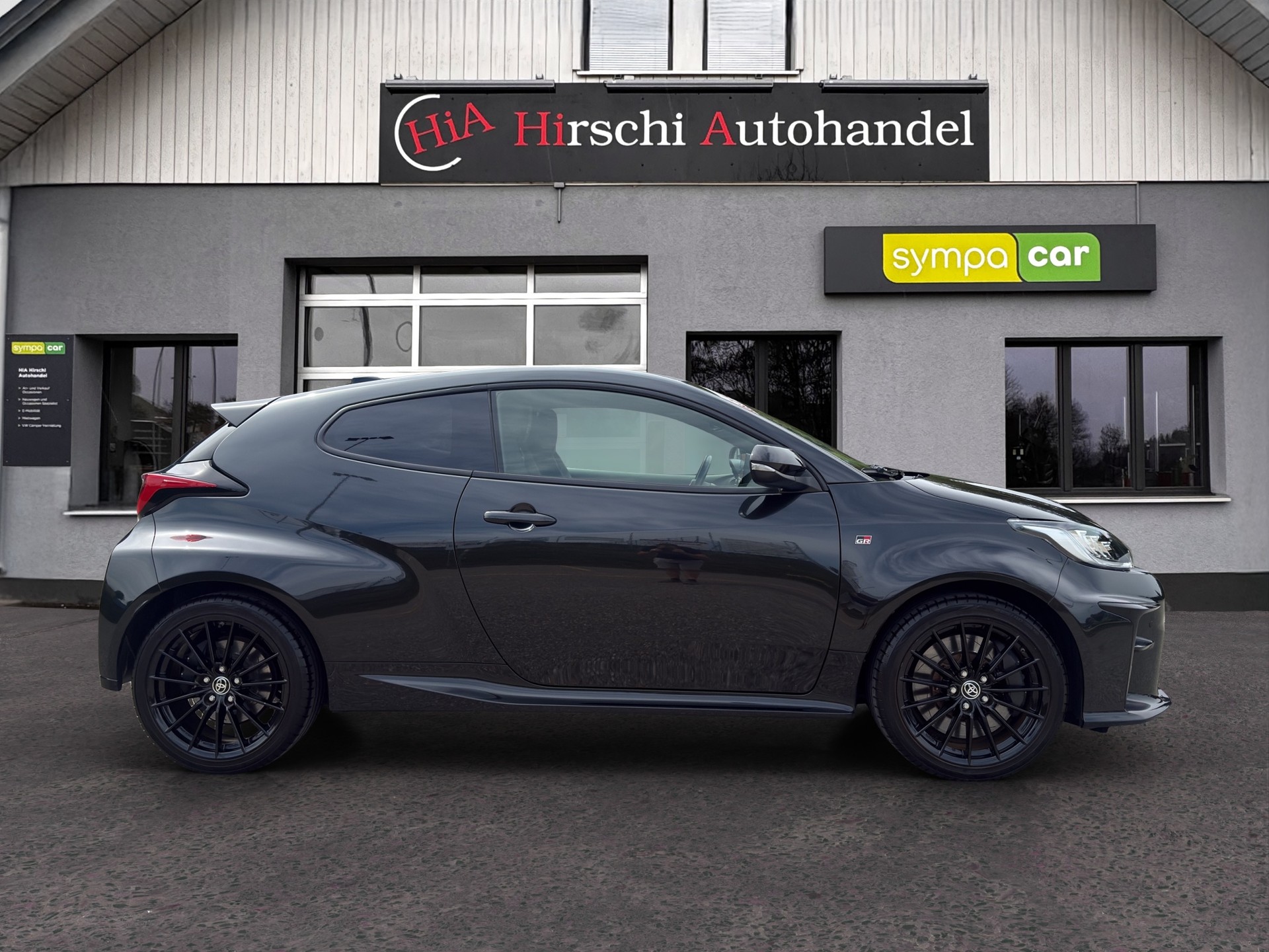 TOYOTA Yaris 1.6 GR Sport-image-5