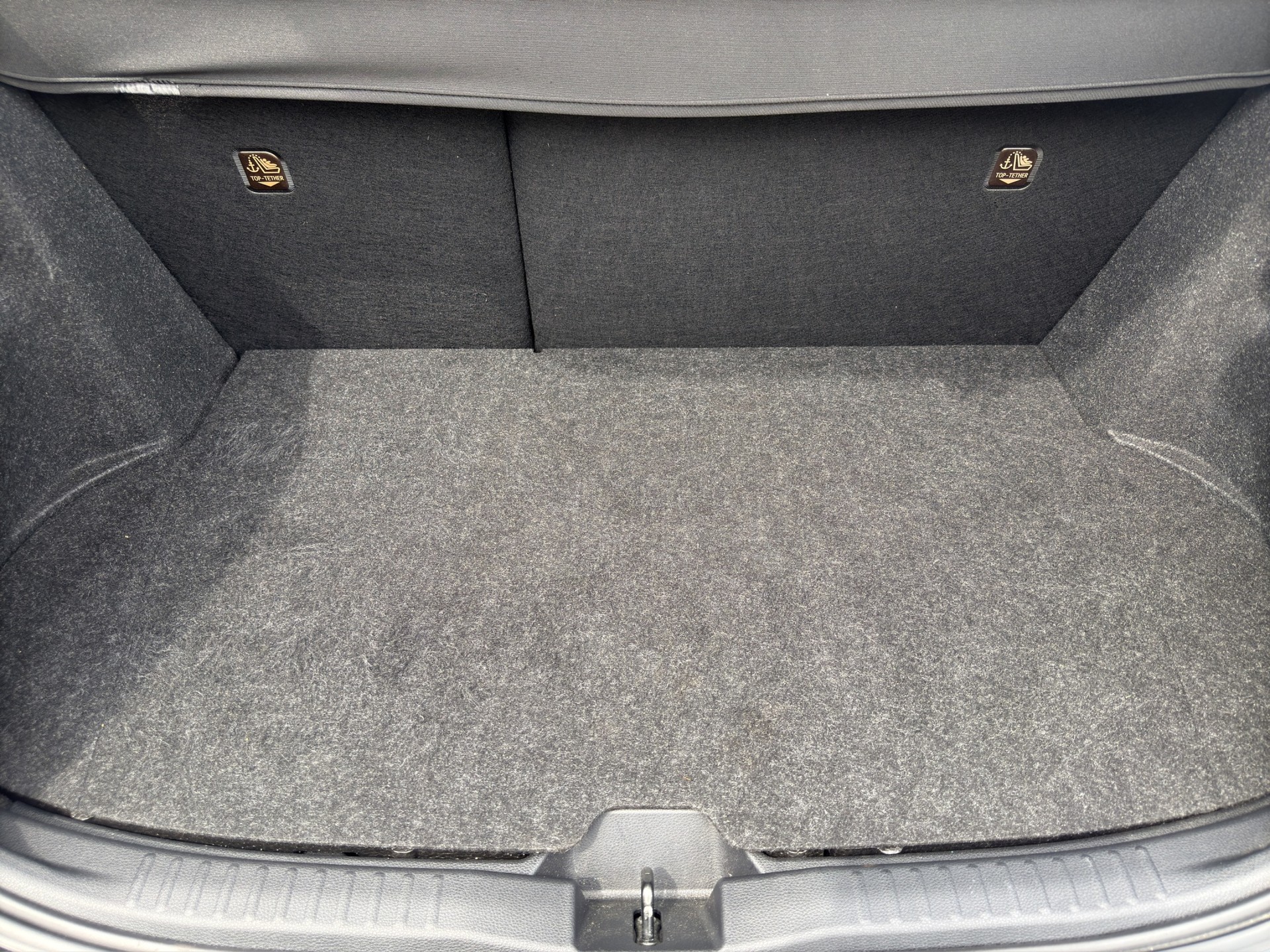 TOYOTA Yaris 1.6 GR Sport-image-16