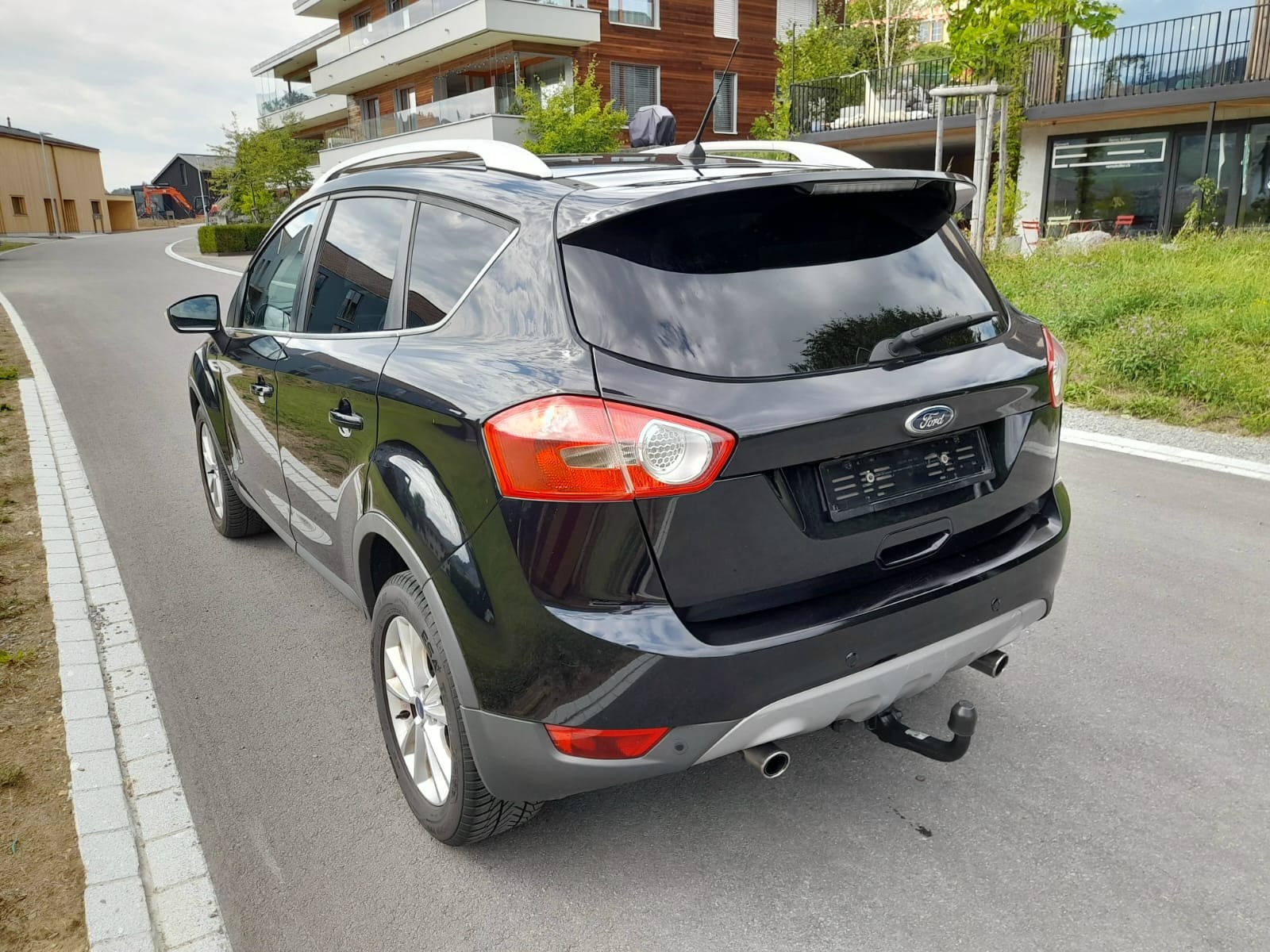 FORD Kuga 2.0 TDCi Titanium S 4WD PowerShift-image-4