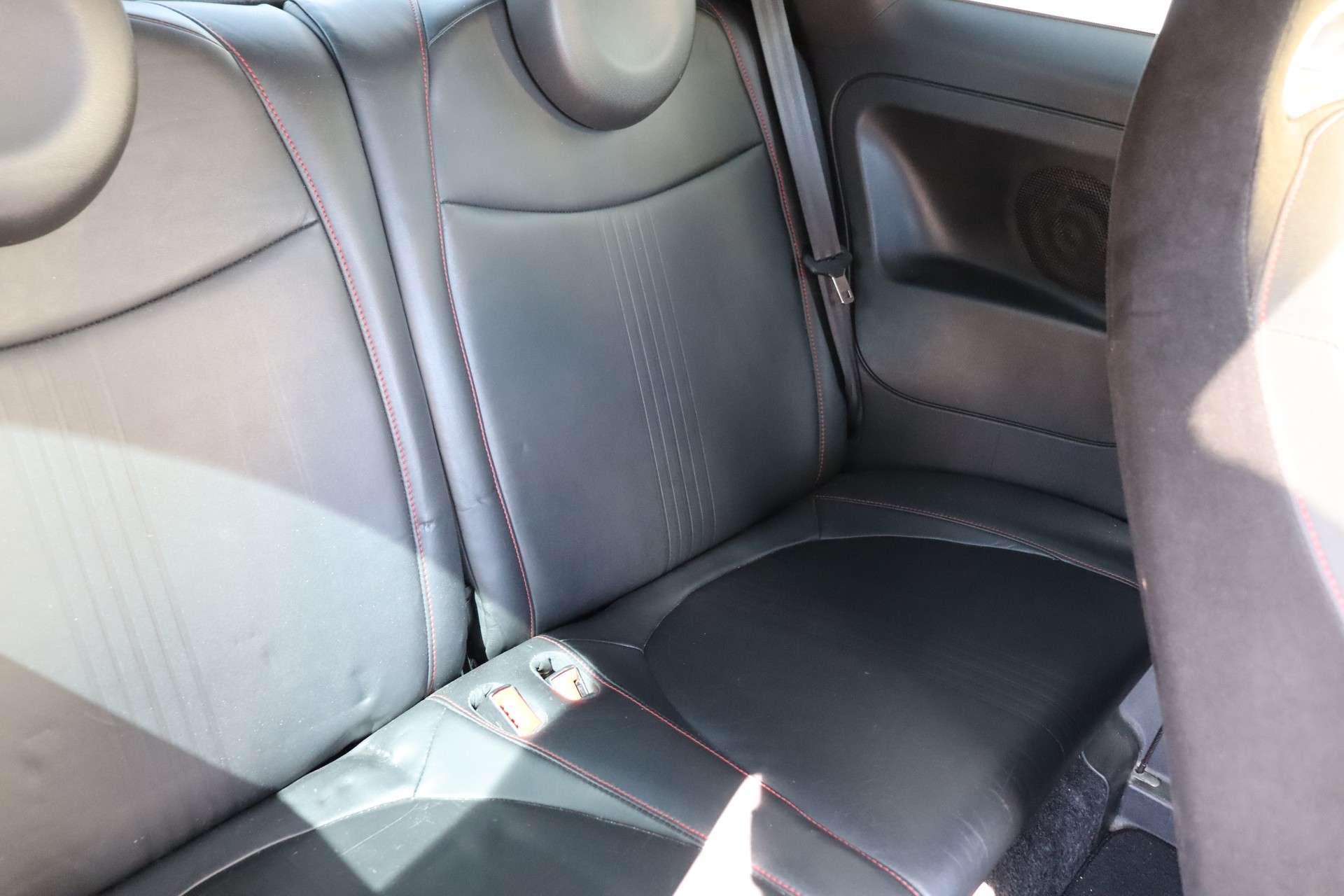 FIAT 500 1.4 16V Turbo Abarth 695 SS-image-12