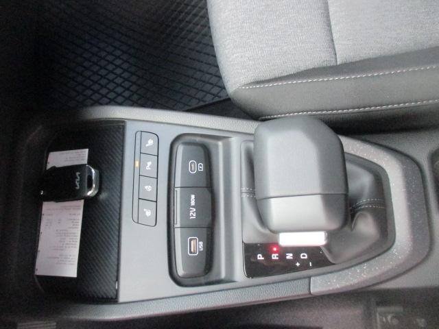 KIA Stonic 1.0 T-GDi-image-10
