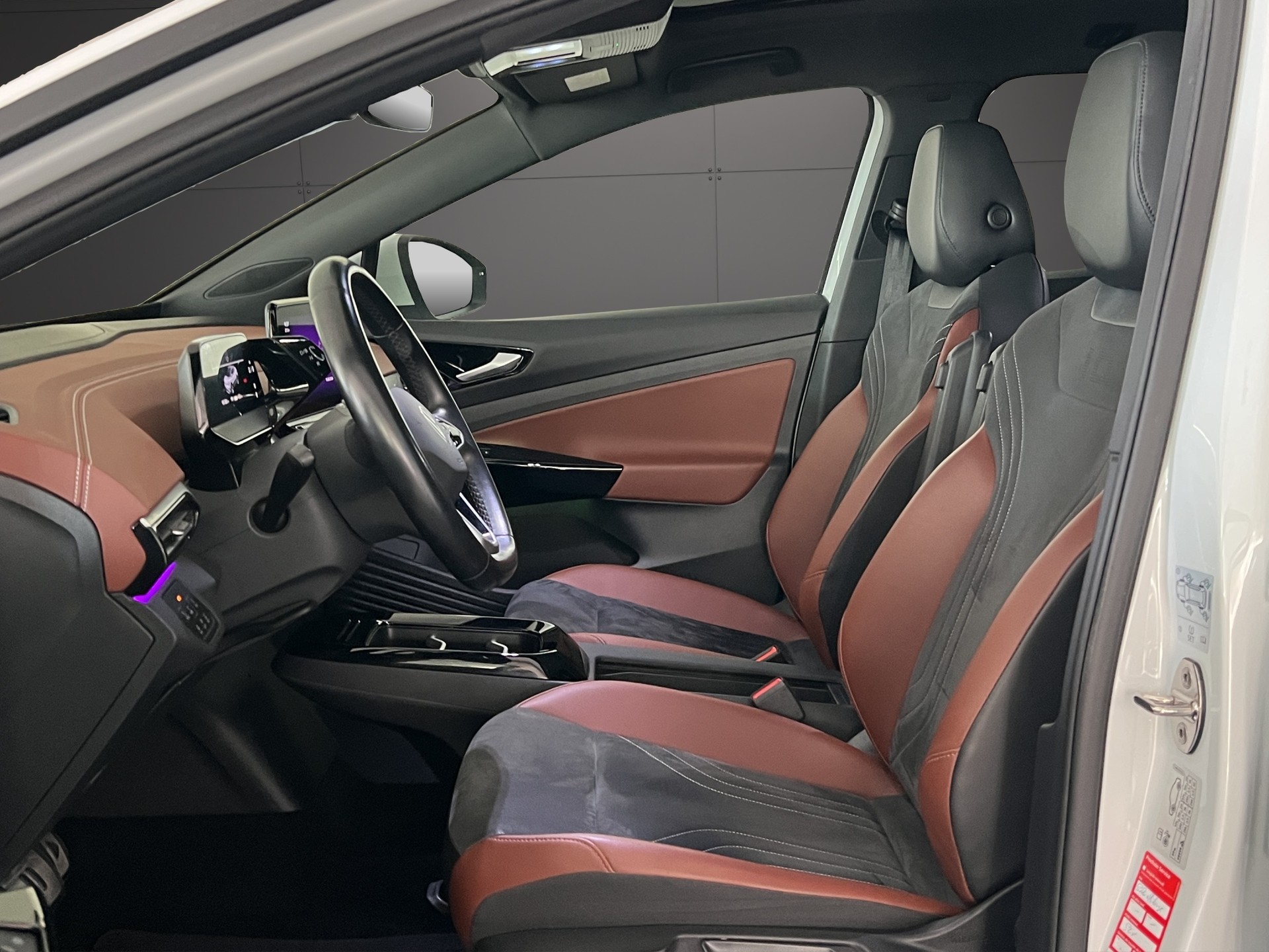 VW ID.4 Pro Performance 77 kWh Family-image-5