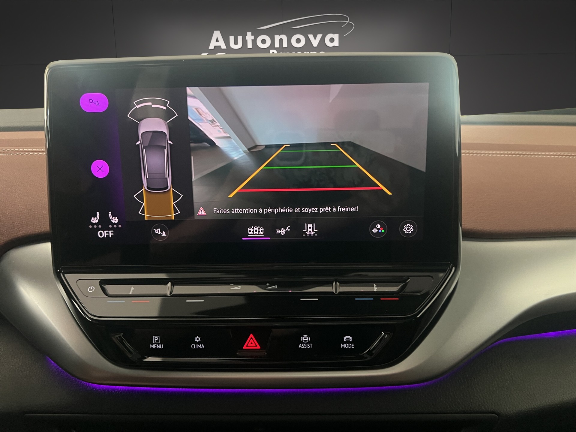 VW ID.4 Pro Performance 77 kWh Family-image-12