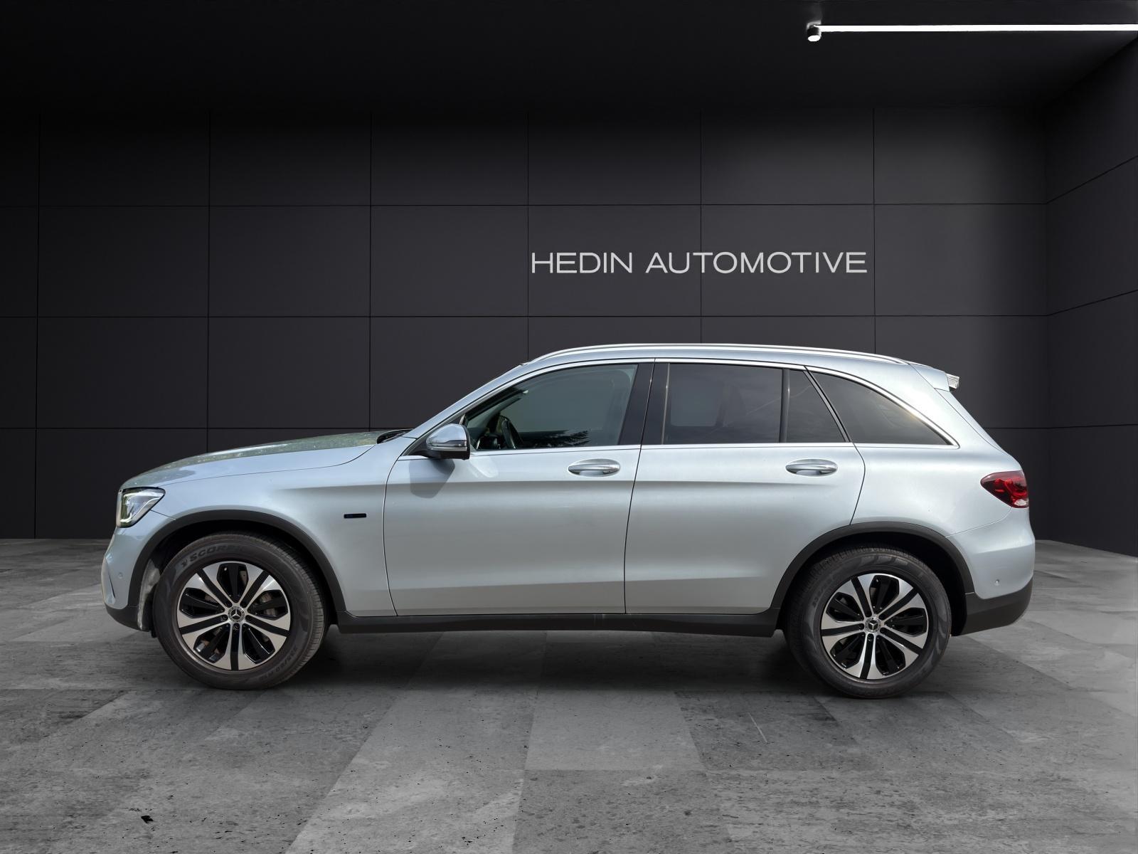 MERCEDES-BENZ GLC 300 e 4m-showroom-element-3