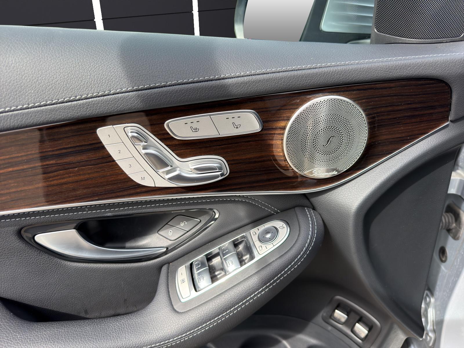 MERCEDES-BENZ GLC 300 e 4m-image-7