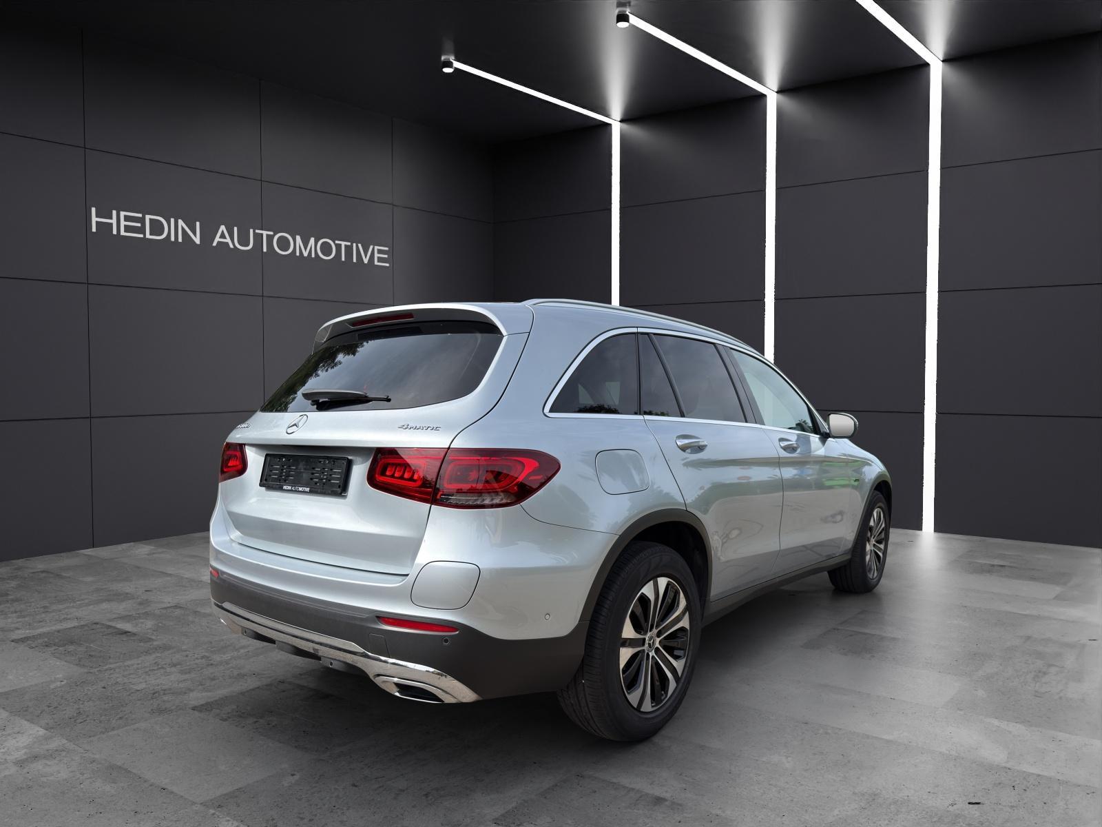 MERCEDES-BENZ GLC 300 e 4m-image-15