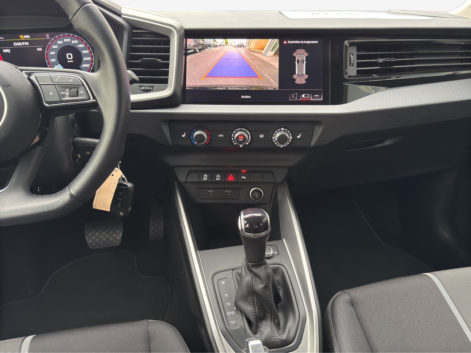 AUDI A1 allstreet 30 TFSI Attraction S-tronic-image-10