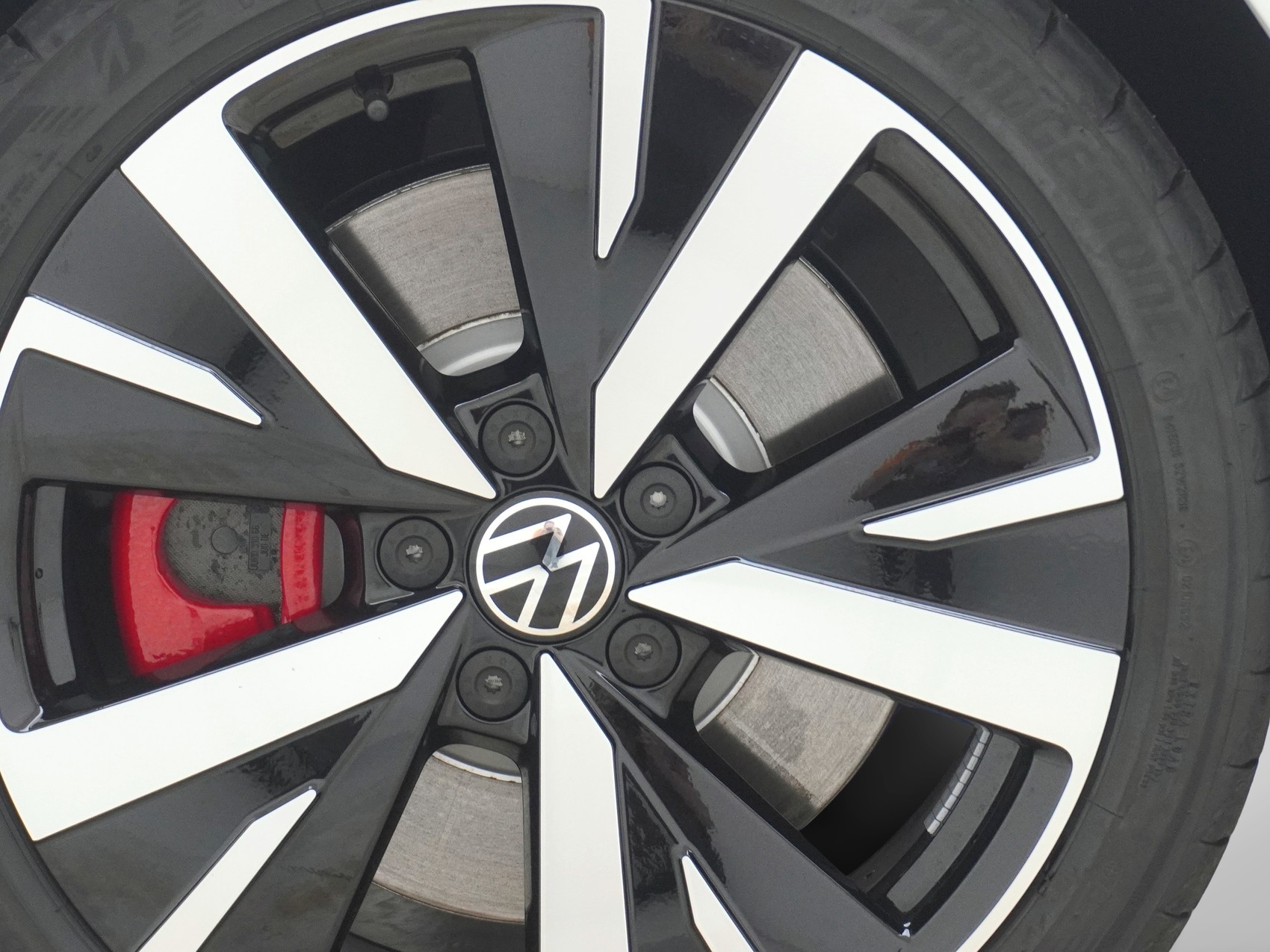 VW Golf VIII 1.5 TSI Plug-in-Hybrid GTE DSG-image-10