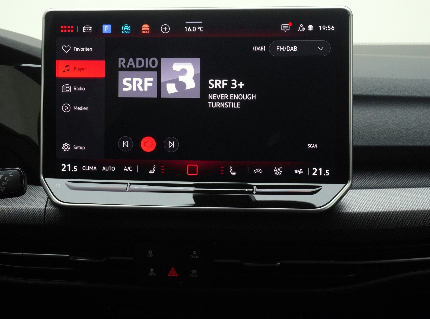 VW Golf VIII 1.5 TSI Plug-in-Hybrid GTE DSG-image-24