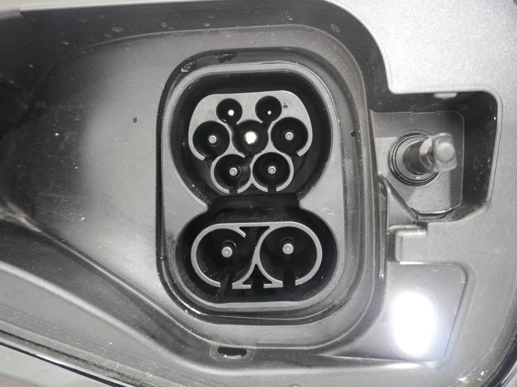 VW Golf VIII 1.5 TSI Plug-in-Hybrid GTE DSG-image-25