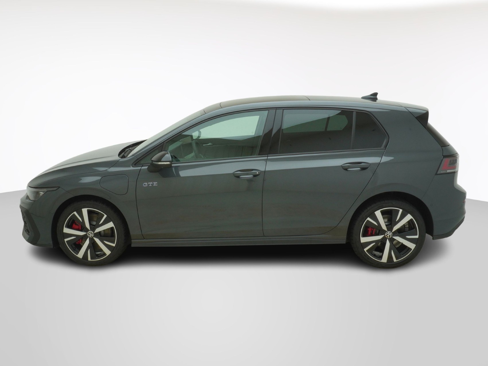 VW Golf VIII 1.5 TSI Plug-in-Hybrid GTE DSG-image-1
