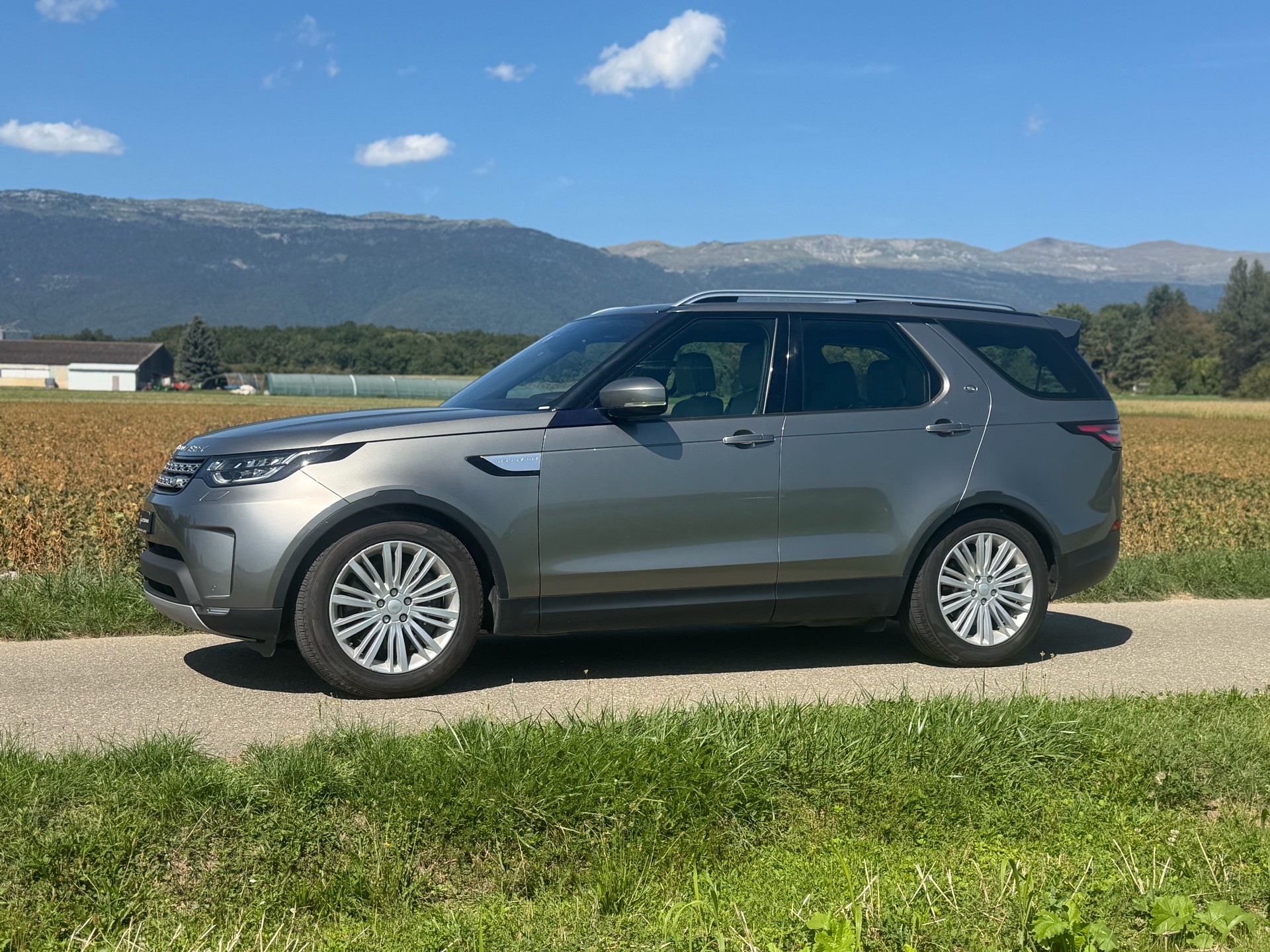 LAND ROVER Discovery 3.0 Si6 HSE Luxury Automatic-image-6