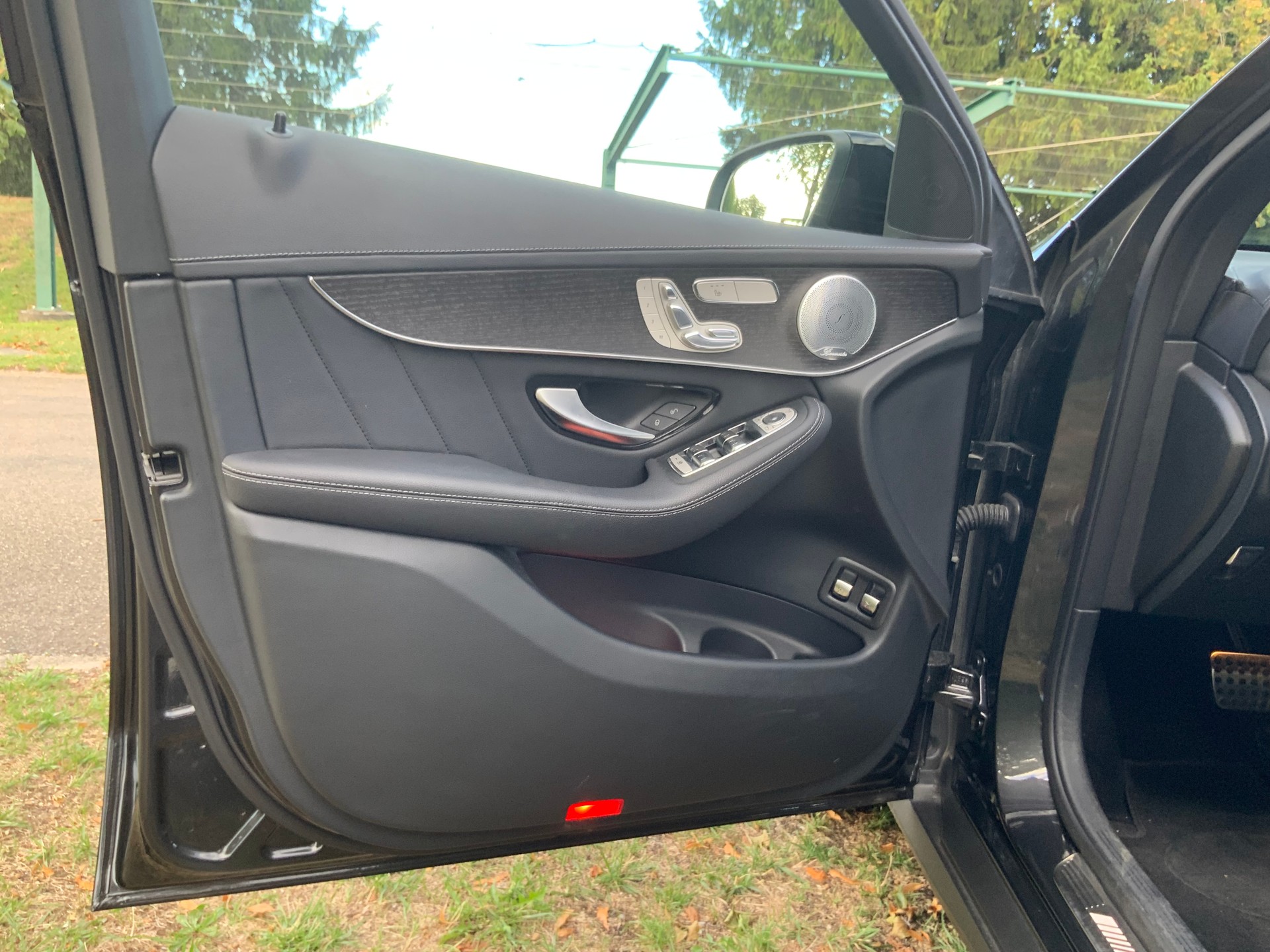 MERCEDES-BENZ GLC 43 AMG 4m-image-5