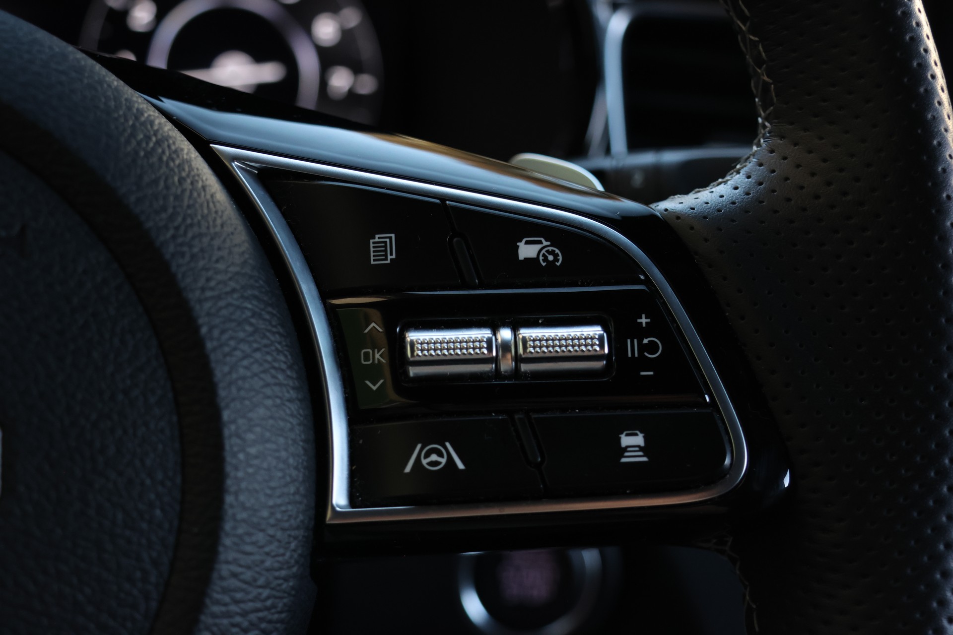 KIA XCeed 1.6 T-GDi GT-Line DCT (CH)-image-13