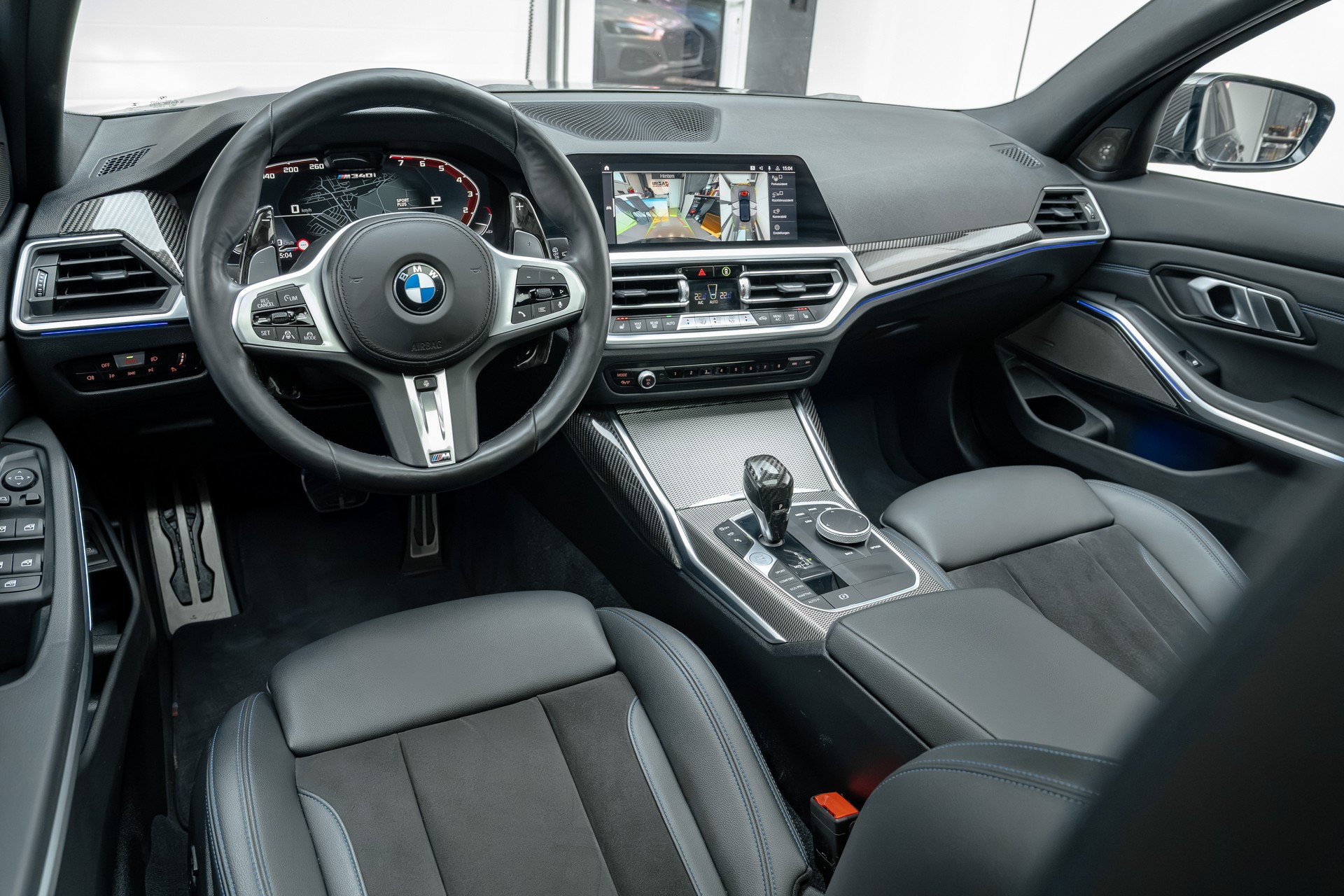 BMW M340i xDrive 48V Touring Steptronic-image-11
