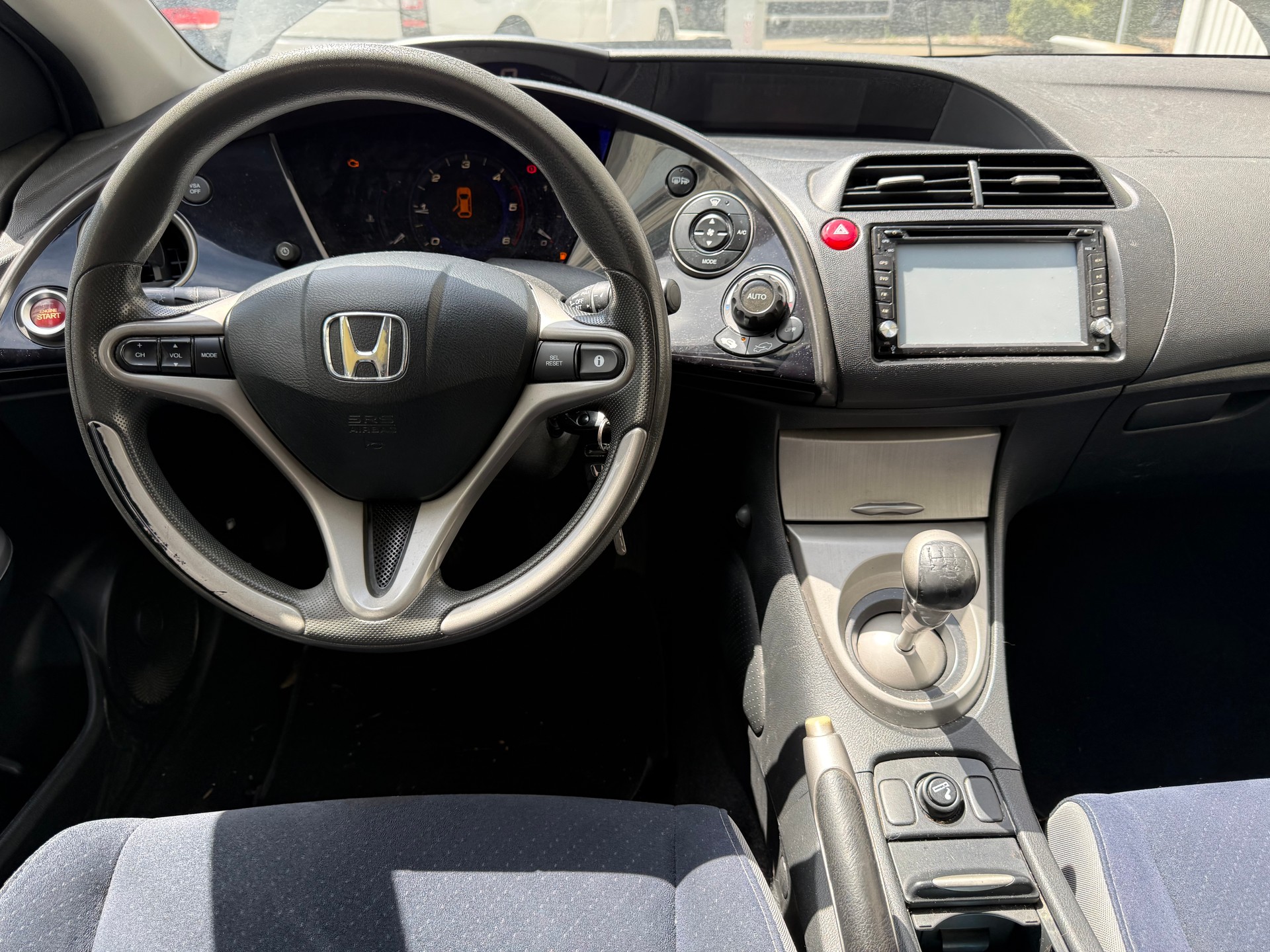 HONDA Civic 2.2 i-CTDi Comfort-image-4