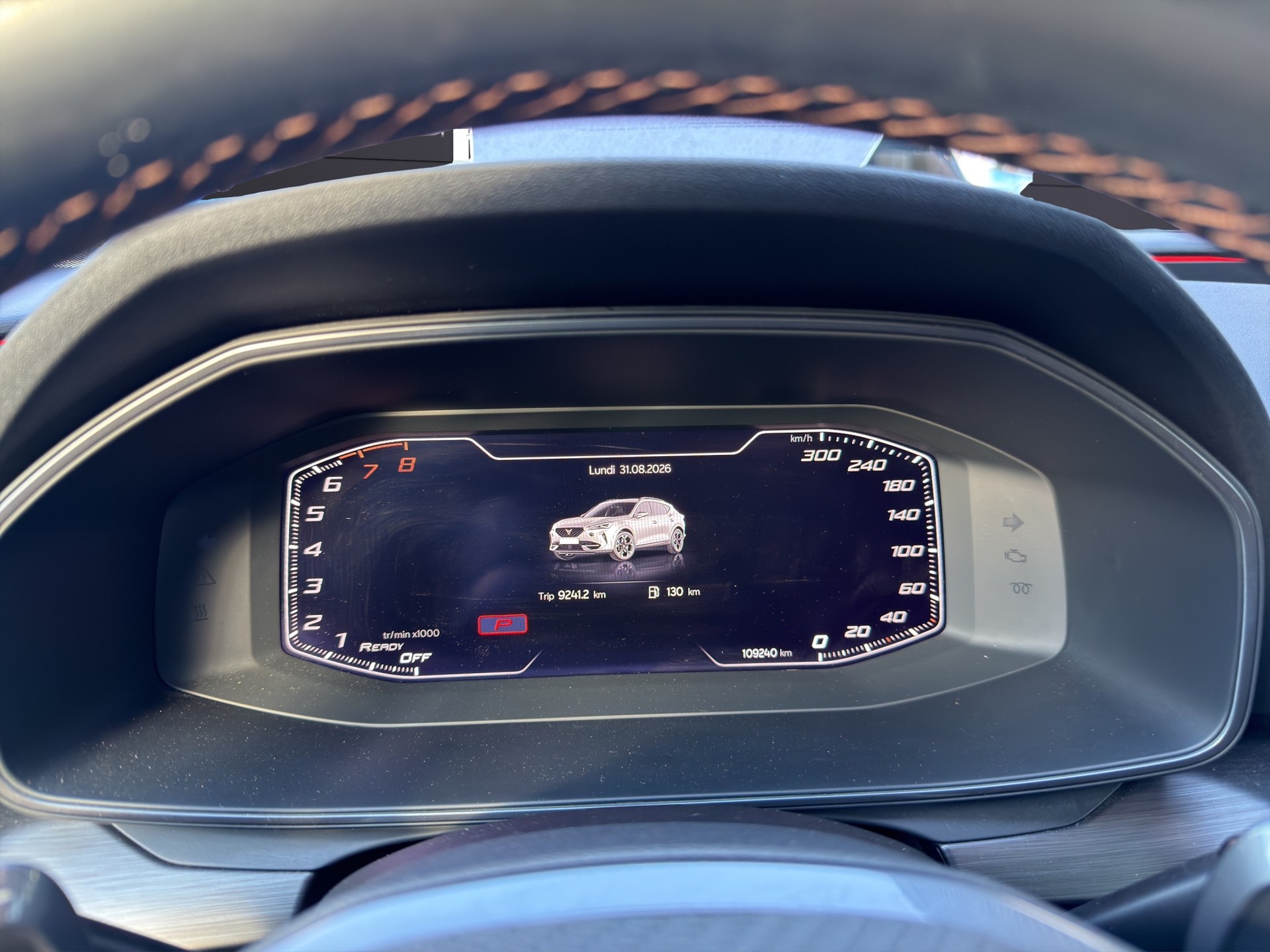 CUPRA Formentor 1.5 TSI DSG-image-8