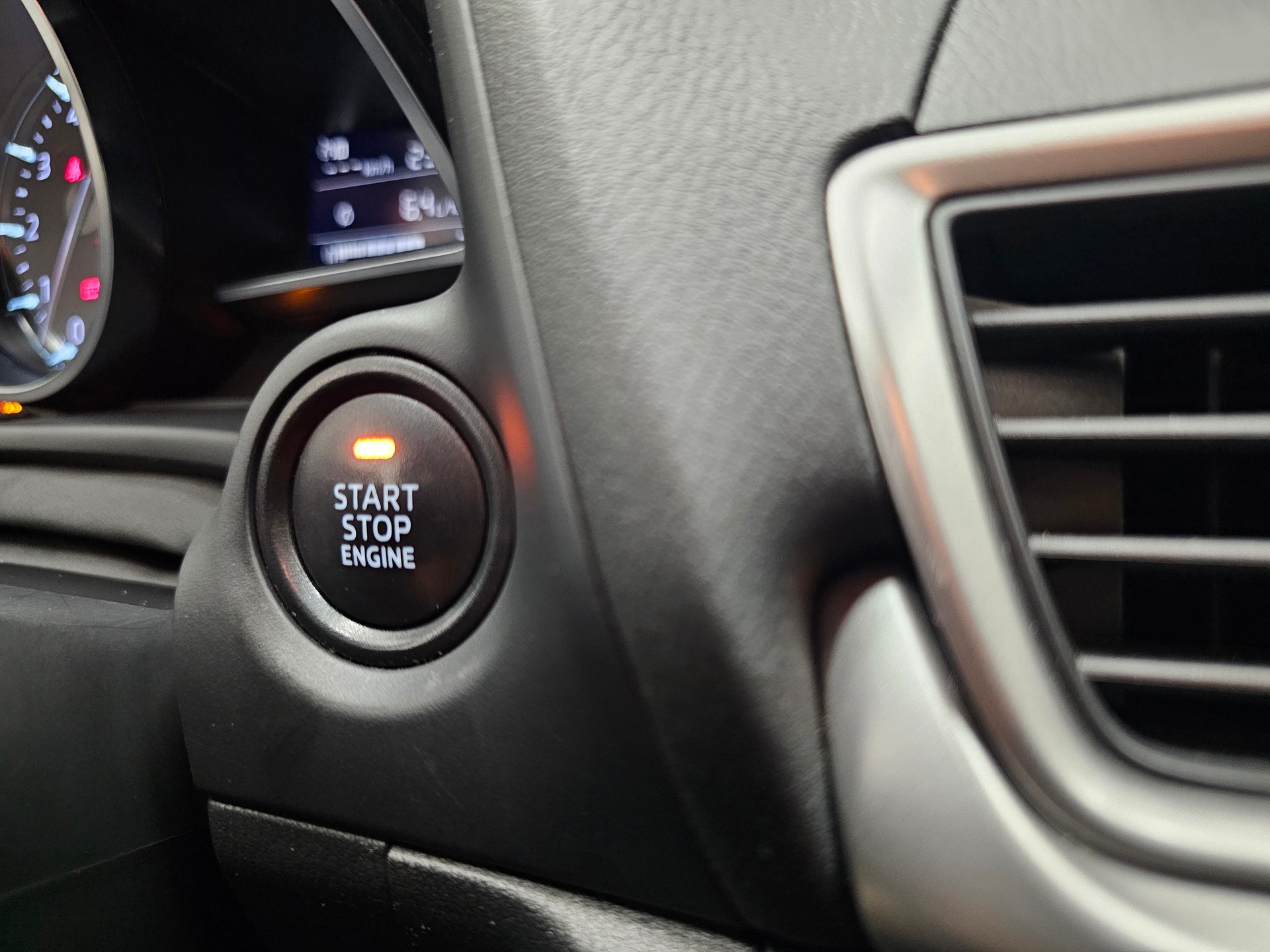 MAZDA 3 SKYACTIV-G 100 Ambition Plus-image-15