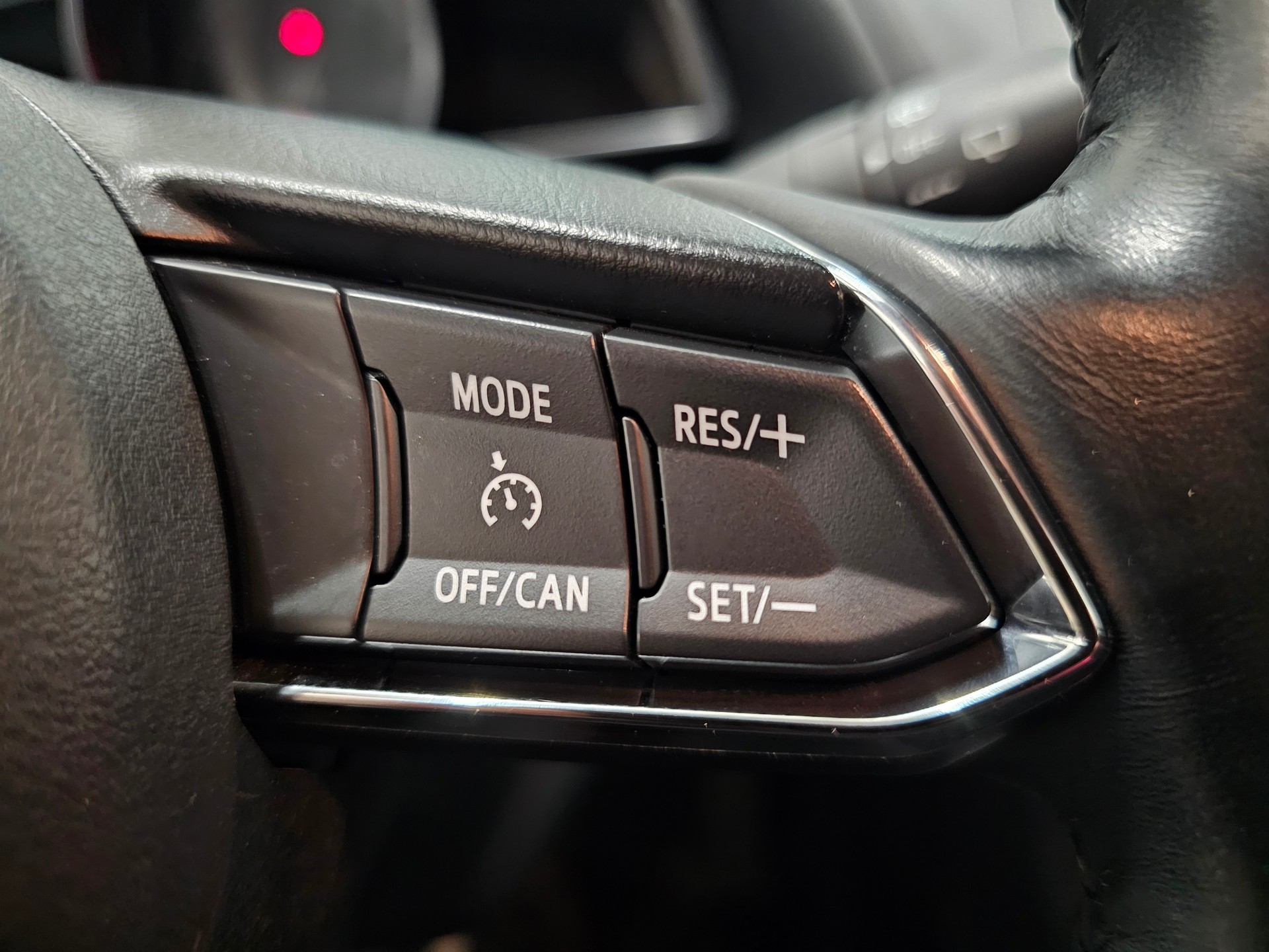 MAZDA 3 SKYACTIV-G 100 Ambition Plus-image-12
