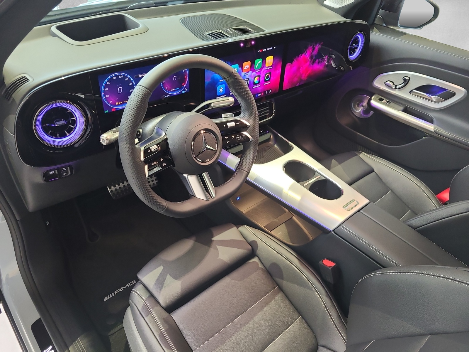 MERCEDES-BENZ GLB 220 4matic-image-13