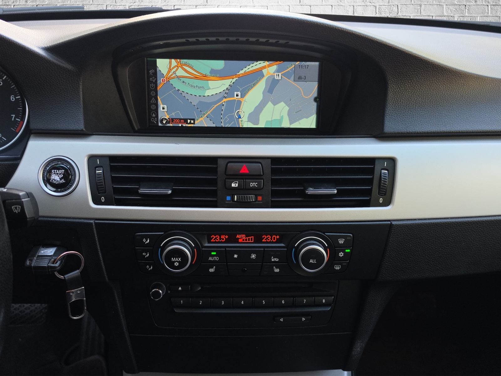 BMW 325i Touring Steptronic-image-13