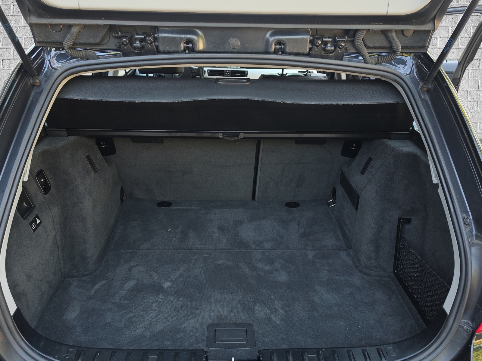 BMW 325i Touring Steptronic-image-18