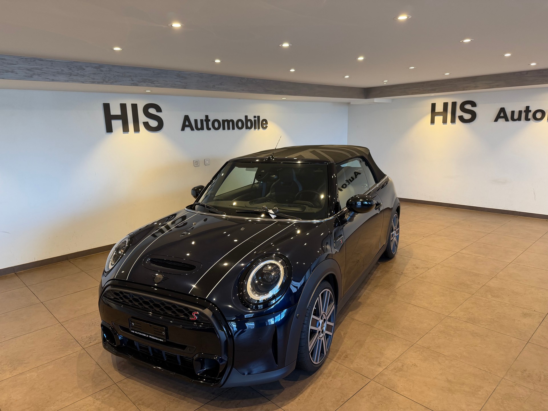 MINI Cabrio F57 2.0i Cooper S SDKG-image-1