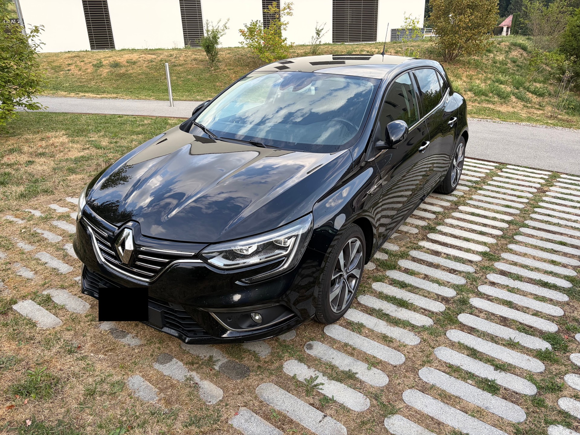 RENAULT 1.2 TCe 130 Bose-image-0