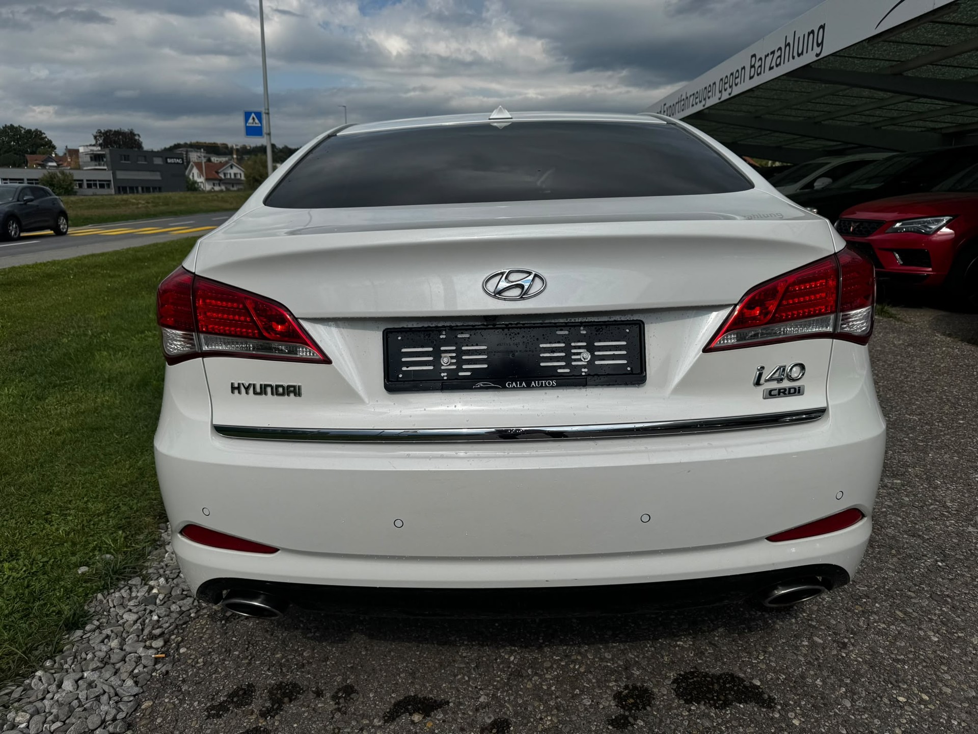 HYUNDAI i40 1.7 CRDI Style-image-5